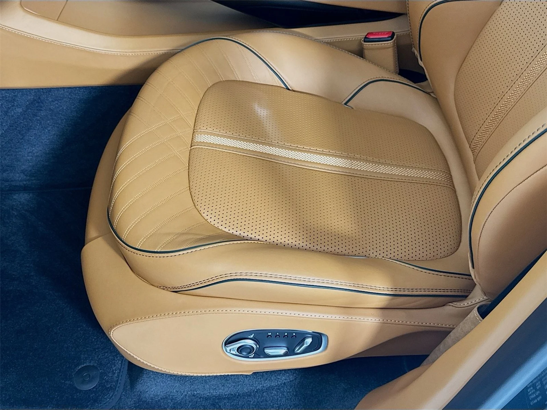 mph016_4159756203_11ff5edfdd81a16bfa515a62ff0ee8aax_e4b093ec61