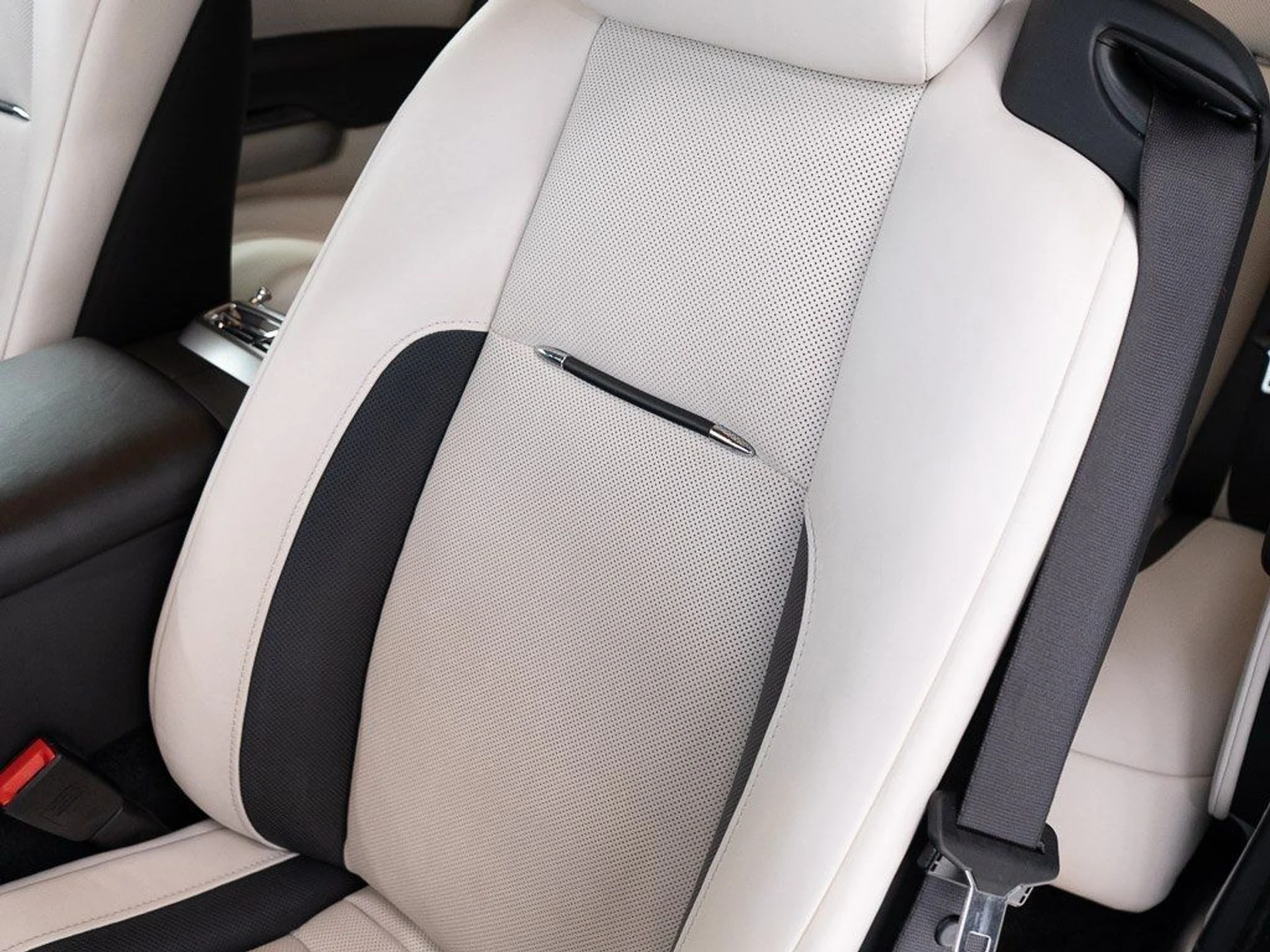 mph016_4160139595_9029cf367ccb095e23b6fc5d8dec1aab_516339209b