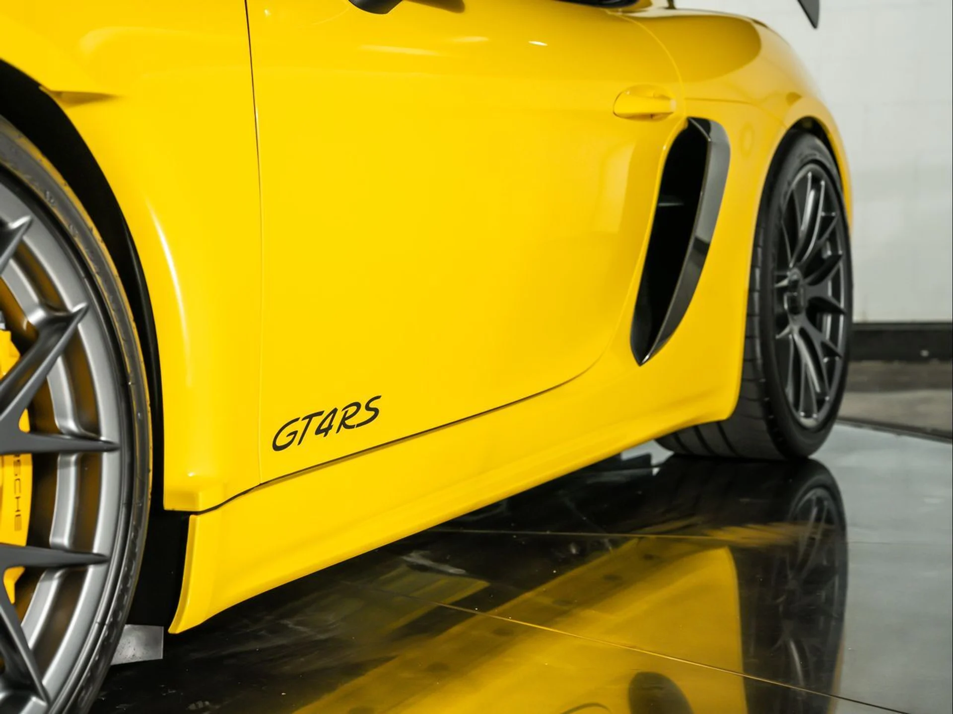 mph016_4162009067_941fc55fe5af714e2e4d45435390f916_0c68a9500c