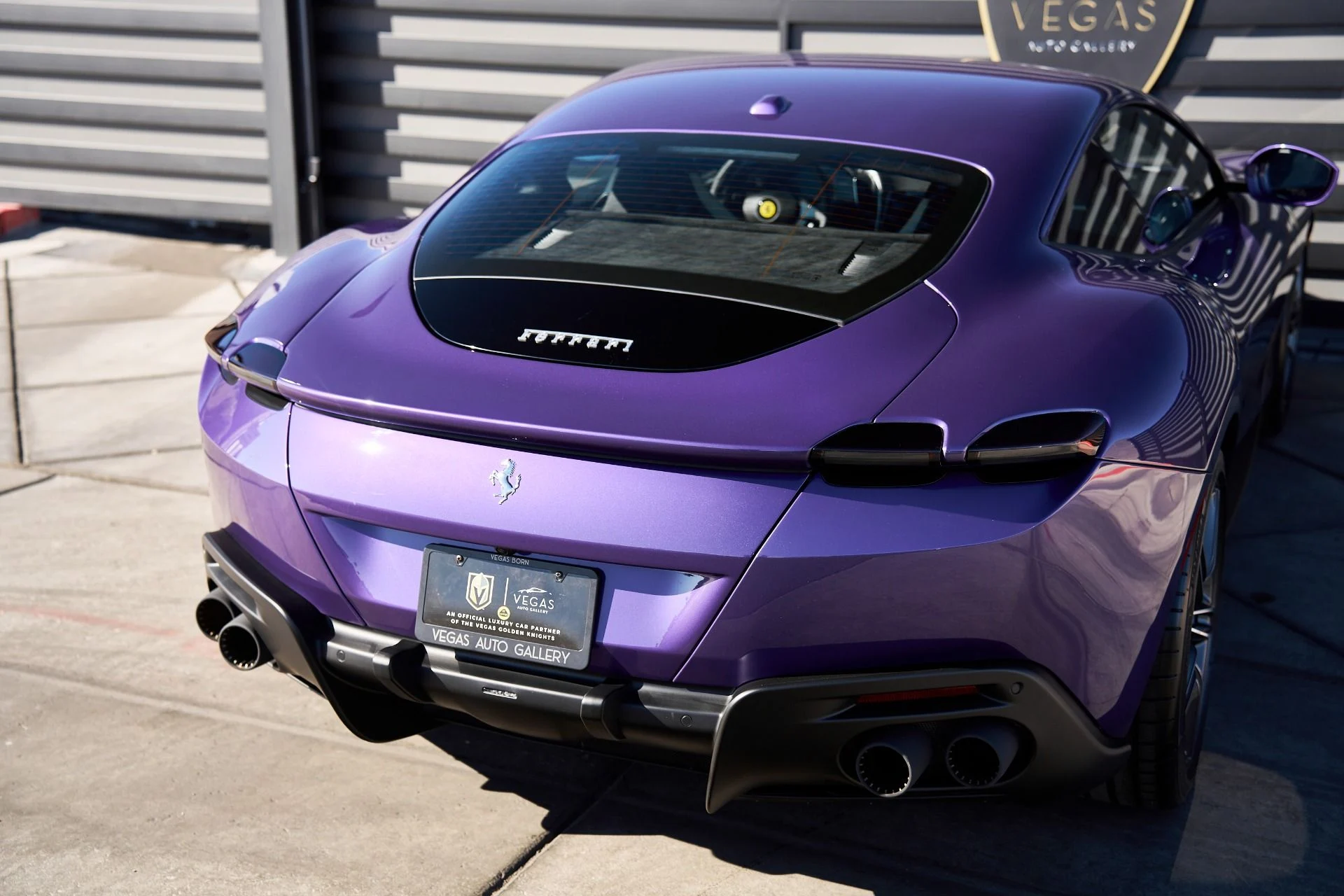 mph016_4168925637_Used_2024_Ferrari_Roma_Base_1762022542_0130a0cdab