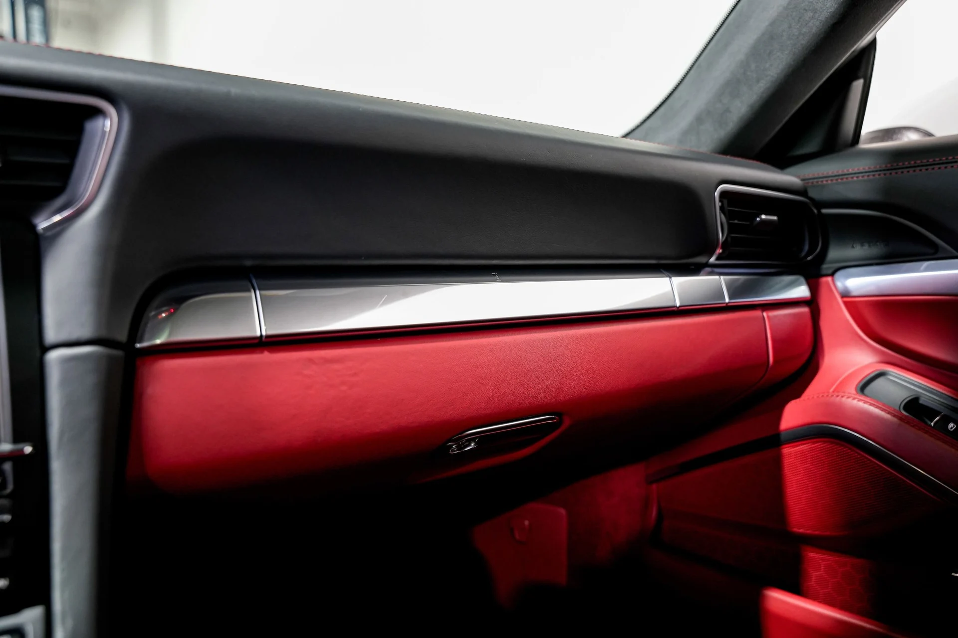 mph016_4170858149_09b8297d710b2d5601d4e3e72102a329x_dac27274e6