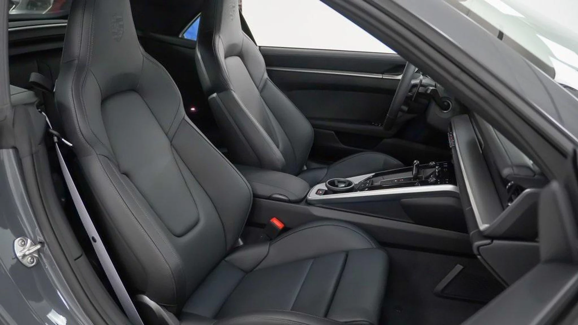 mph016_4175589535_hz_w_G4_y_HLV_Hlmn8_W_Bfj8e8k_Ws_a3baa5eabe