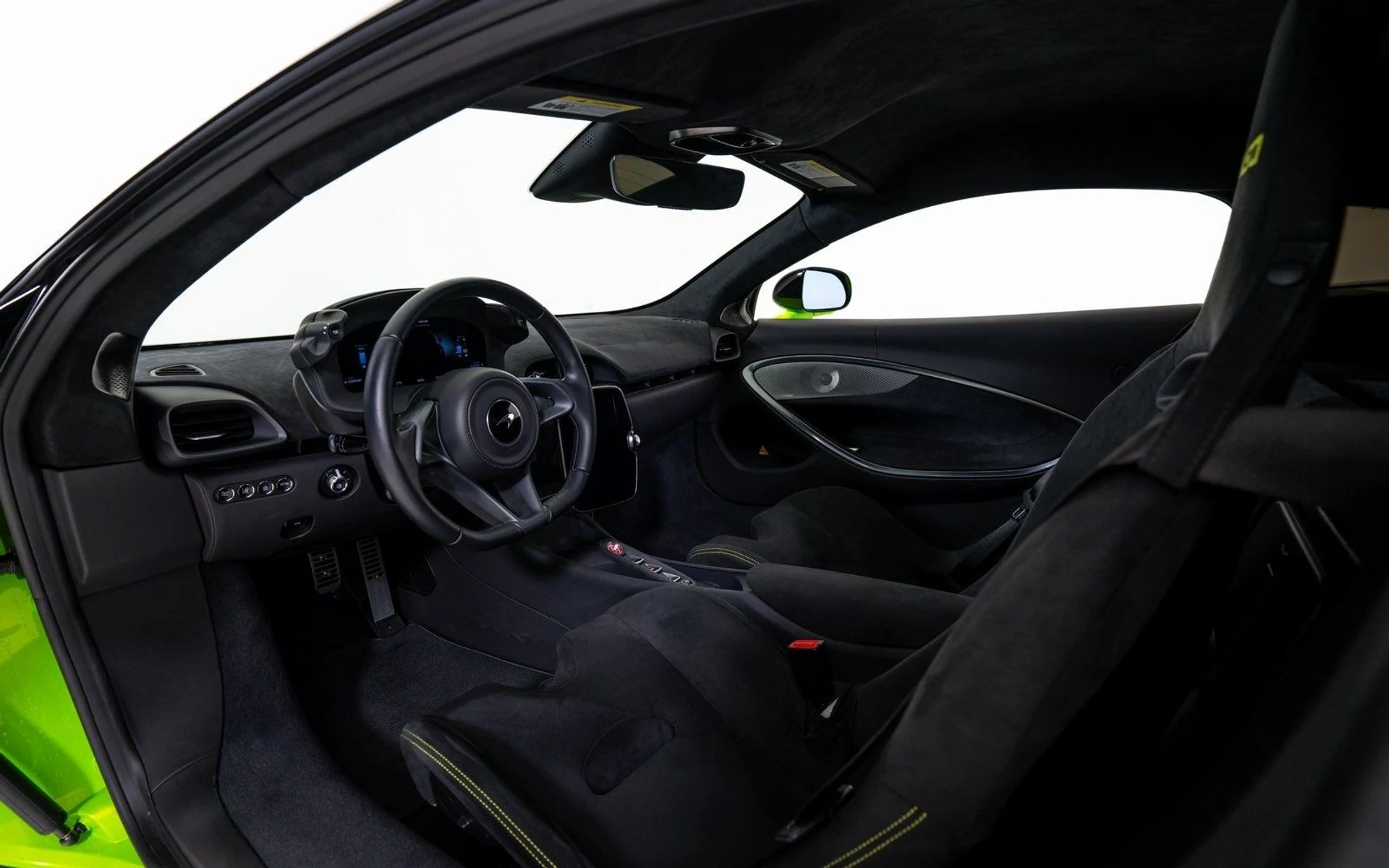 mph016_4176063804_e48e30cf61f84fe31afb7bed64bc1192x_7756464cb4