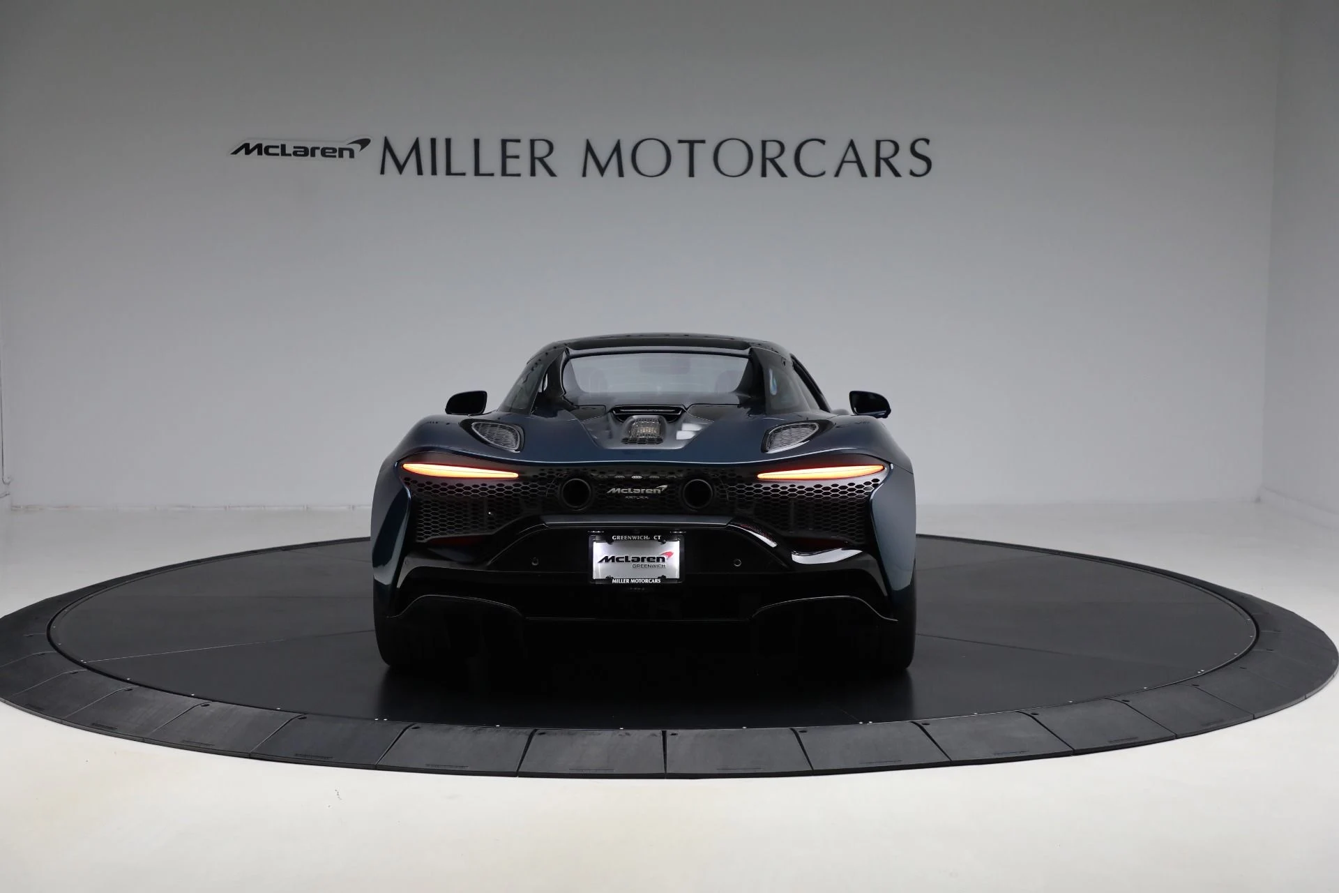 mph016_4177165758_Used_2025_Mc_Laren_Artura_Spider_a730f365b2