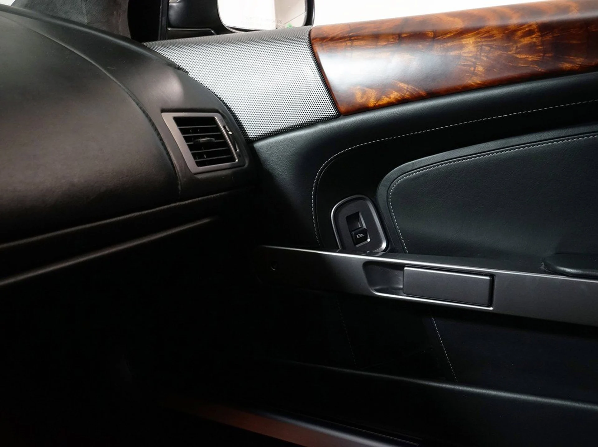 mph016_4186035607_d551f2974dd7dd4d31e4e6a4a13d4d32_25f8b0ae06