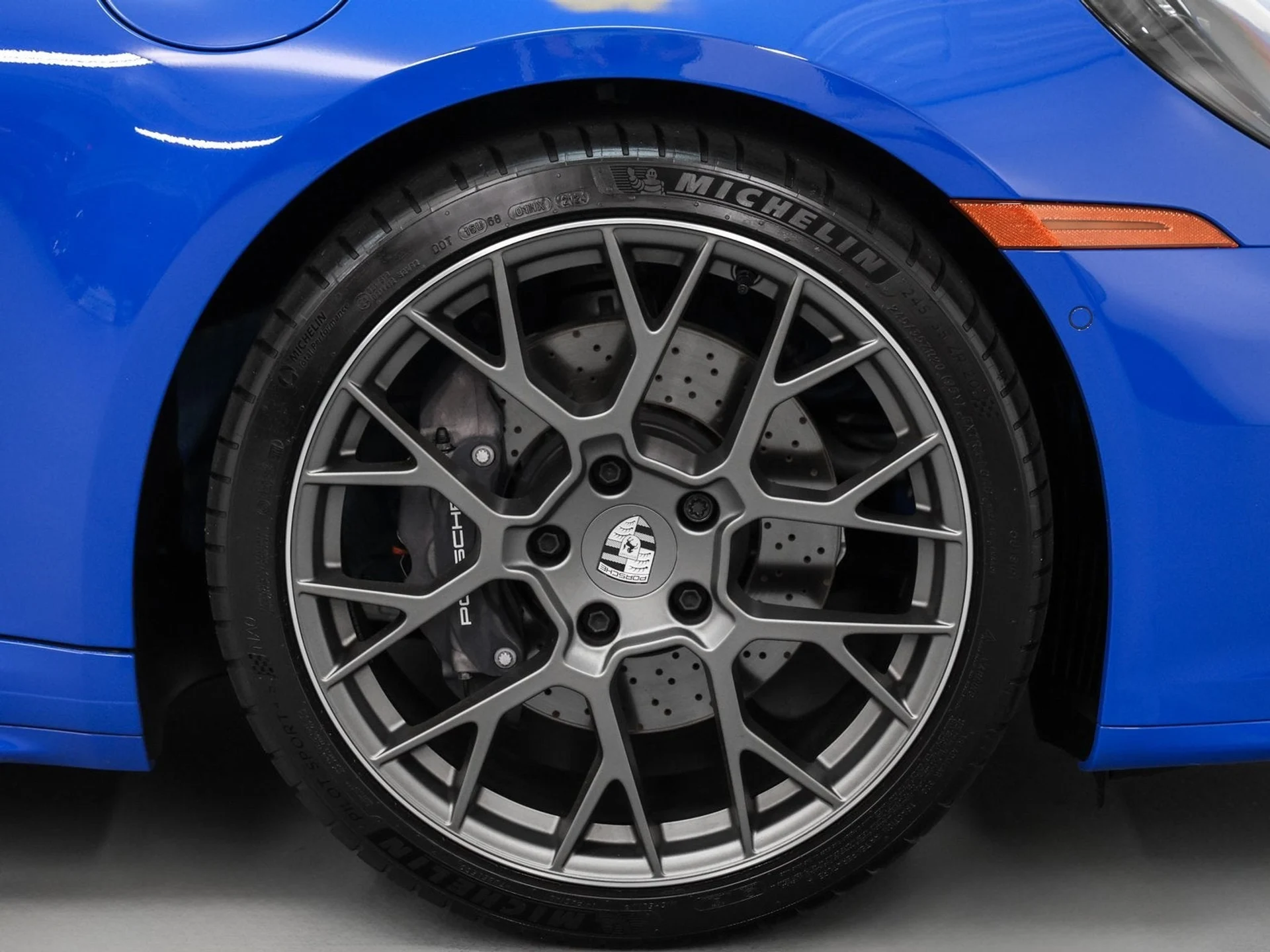 mph016_419577645_17_a094cbfba9