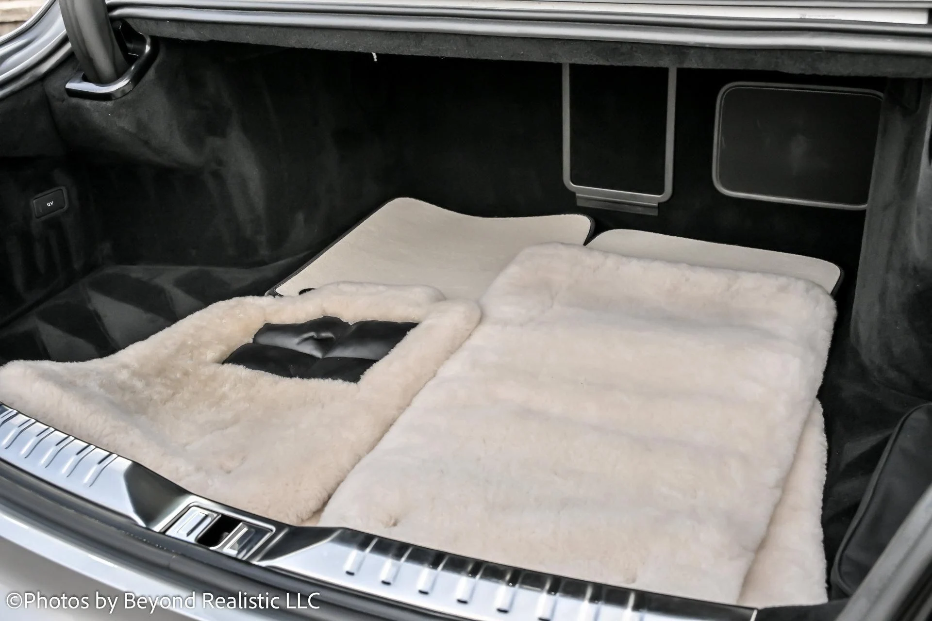 mph016_4196061531_Used_2021_Bentley_Flying_Spur_V8_First_Edition_1763629660_dba29a642b