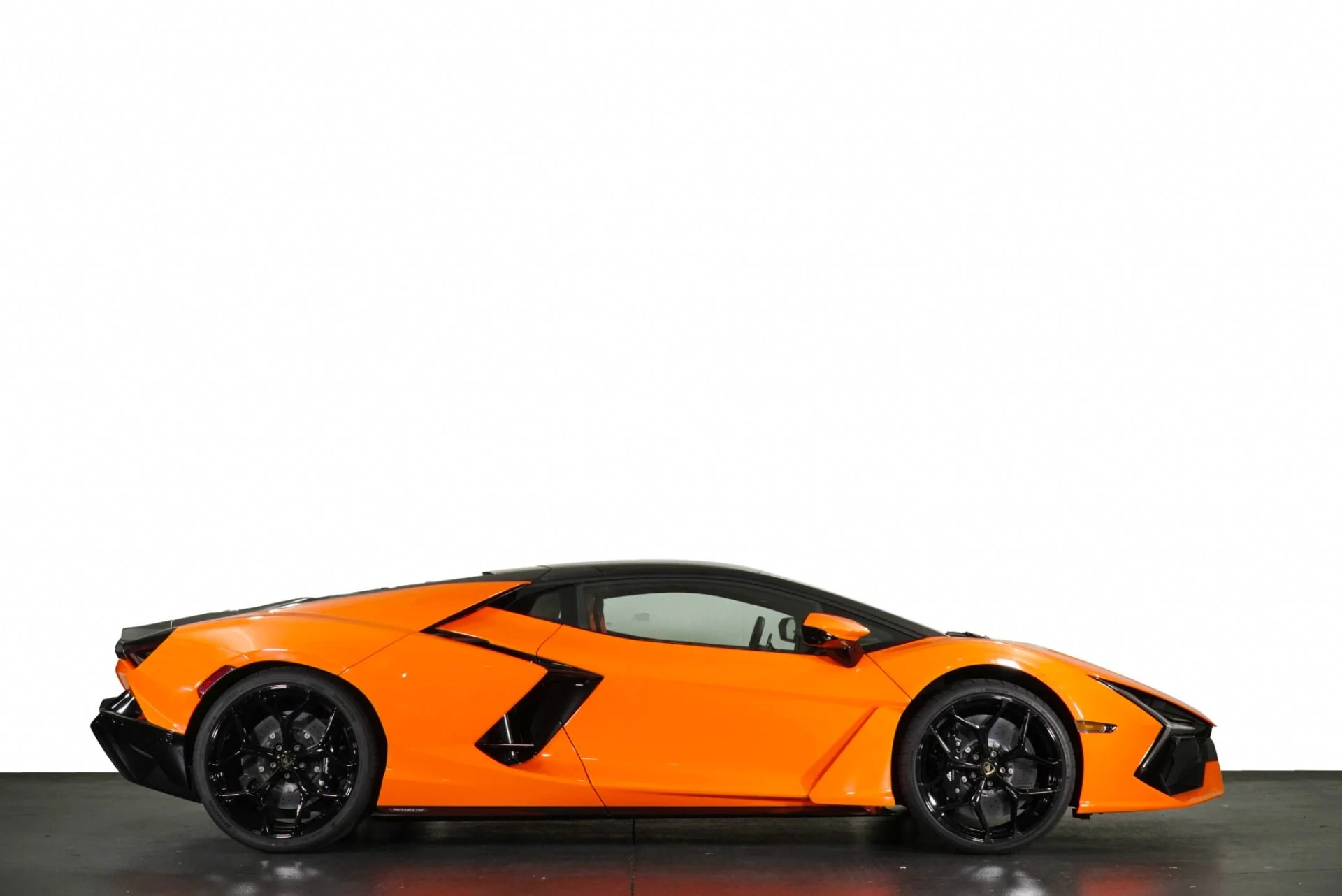 mph016_4196812086_New_2026_Lamborghini_Revuelto_1772732462_41ec9413f9