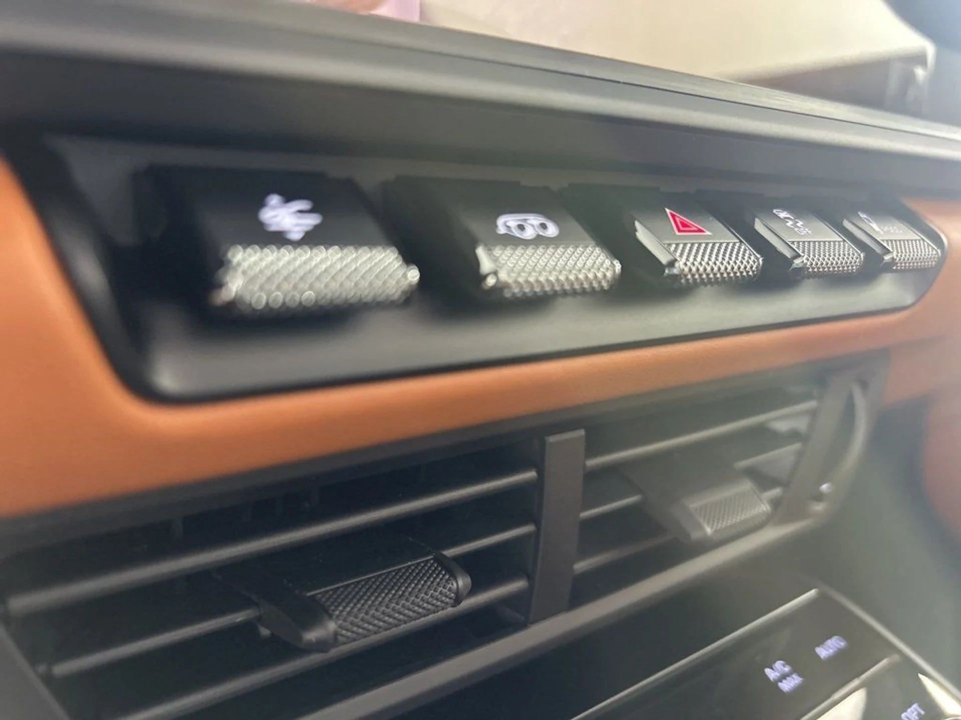 mph016_4198618775_df1b7829ac88cb11f3e37607513b2fe1_74ce4be211