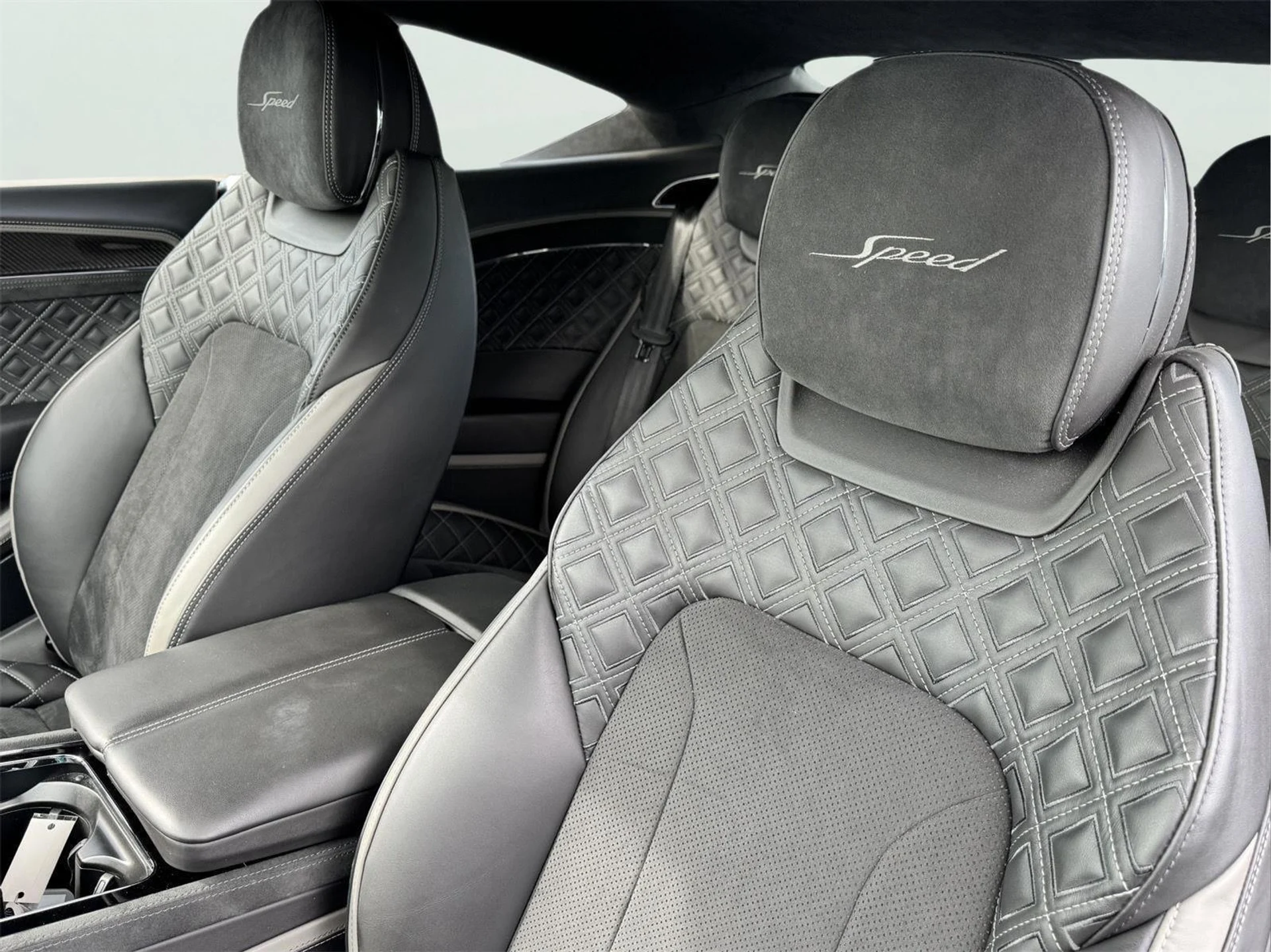 mph016_4201657112_c2a82a36ecd75494d9a8ee39aa8a00c4_6bdc3f9bda