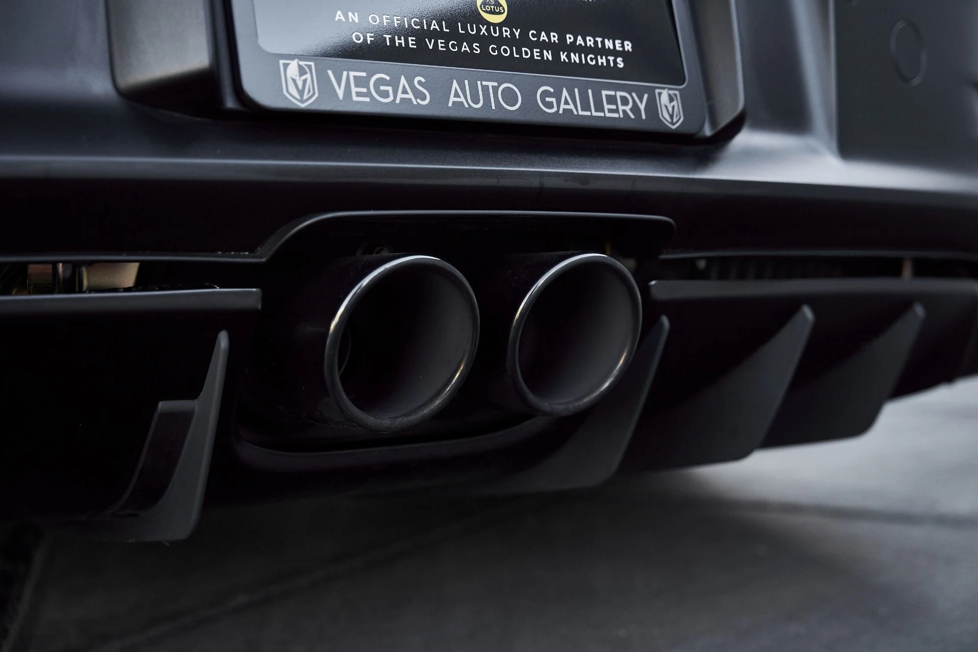 mph016_4203152608_Used_2024_Porsche_911_GT_3_RS_1766112721_cd7c16a95c