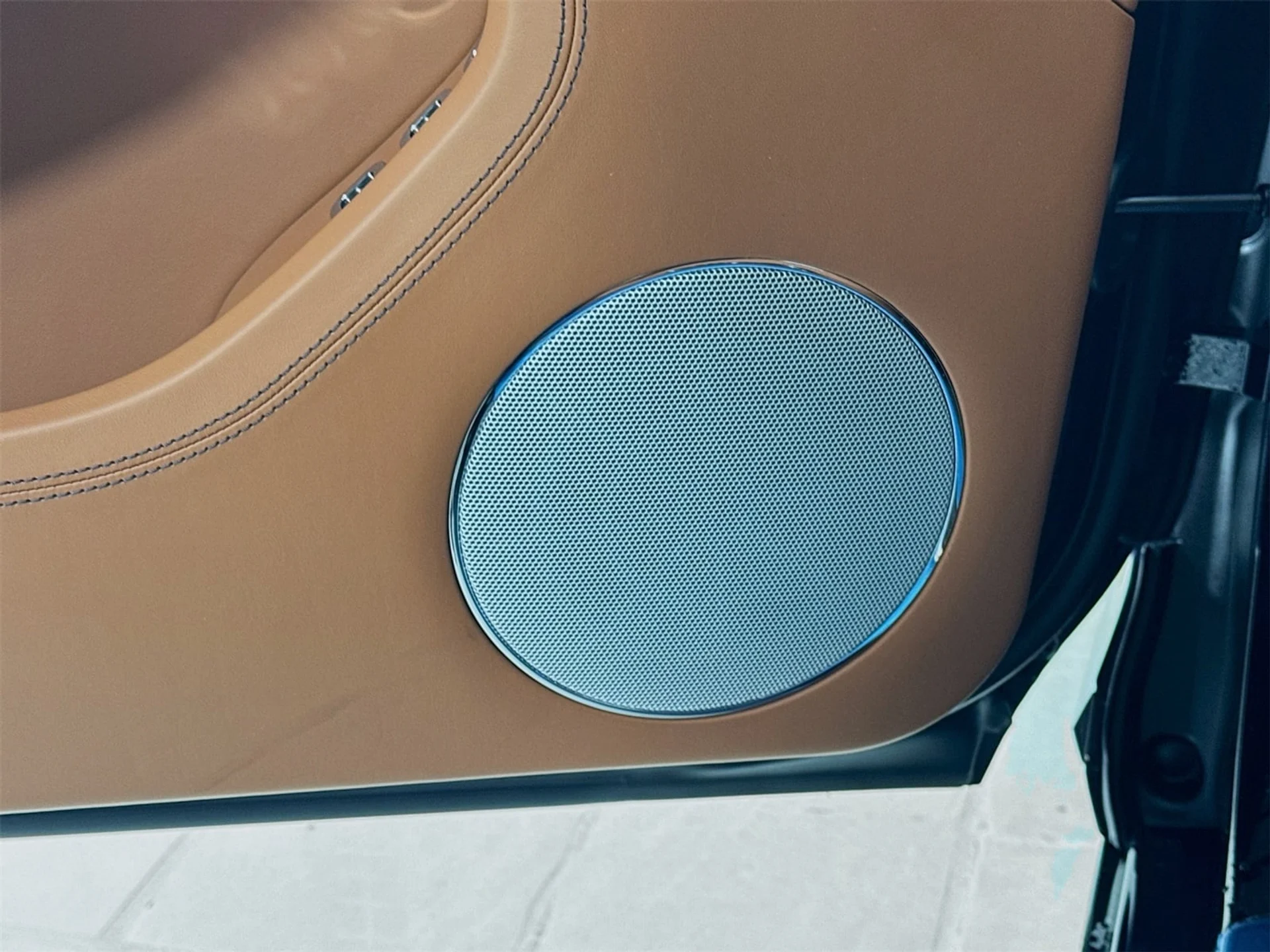 mph016_4205504210_ee5ca8a1c56fc4967812114bcdf3a45ax_e85ebe5fe0