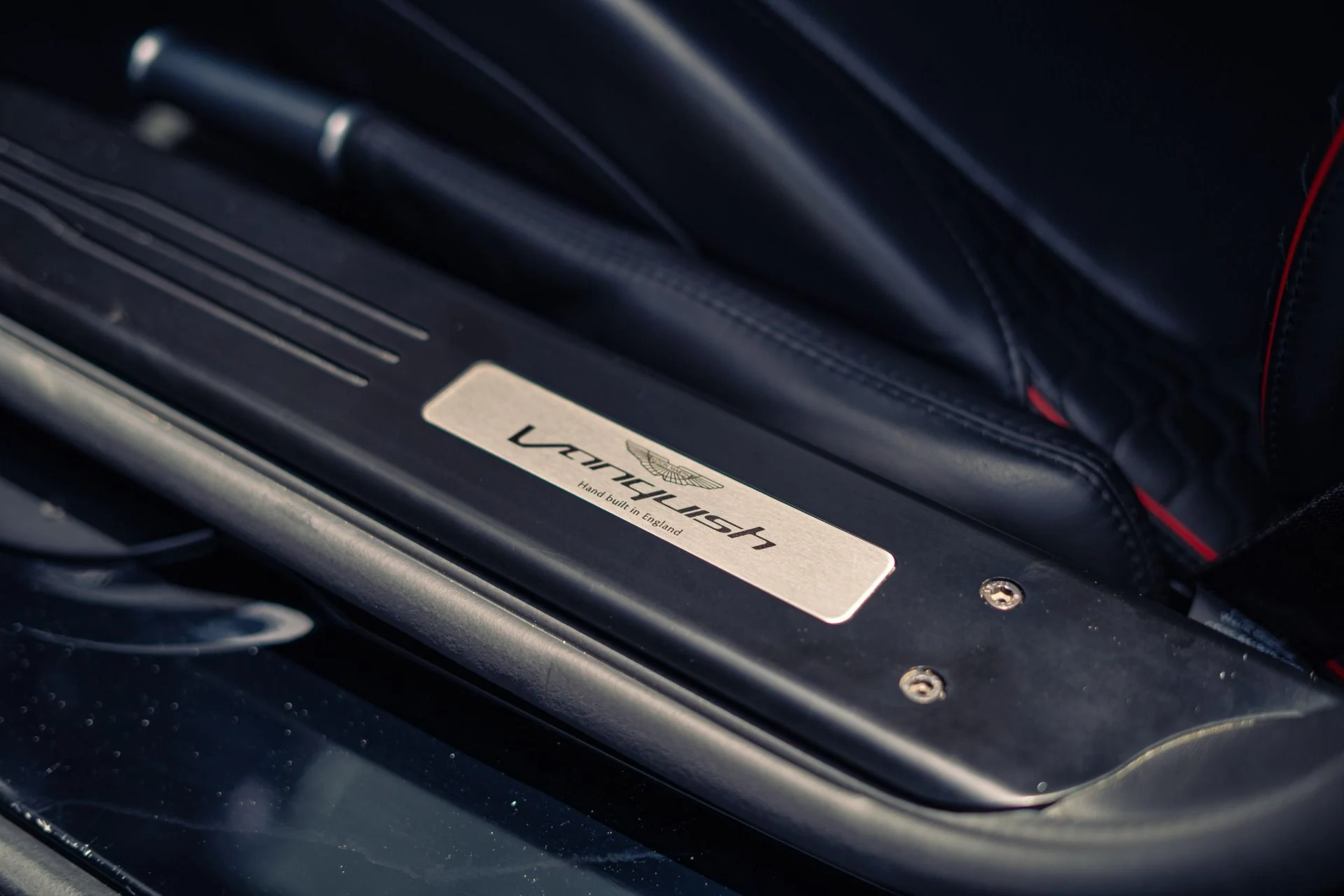 mph016_420602416_Used_2014_Aston_Martin_Vanquish_Carbon_Exterior_Package_1783458978_6711d0a855