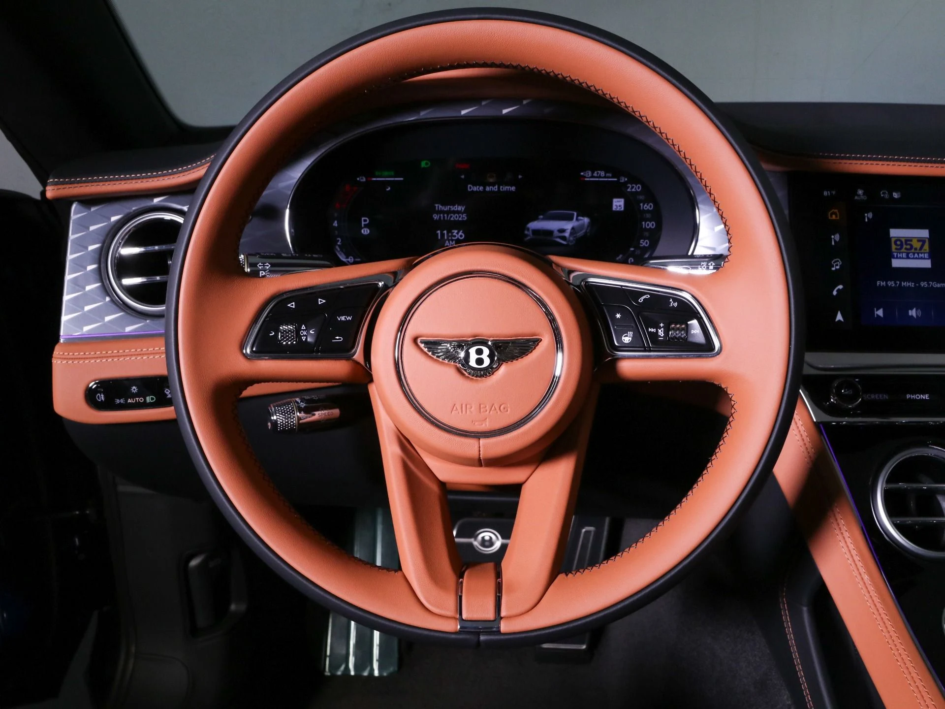 mph016_4208385646_New_2025_Bentley_Continental_GTC_Speed_1757962919_bab74fe9c2