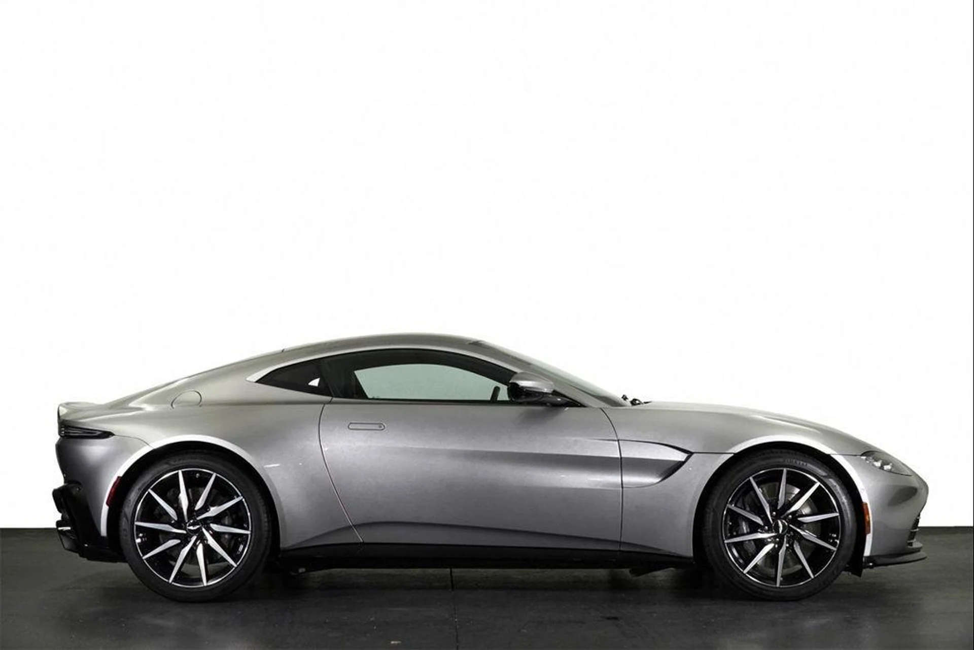 mph016_4215404519_4_Xo_EQ_Qs0iuxl_H_Ynqo_H_Afq_L_Ys_A_7c6a128d98