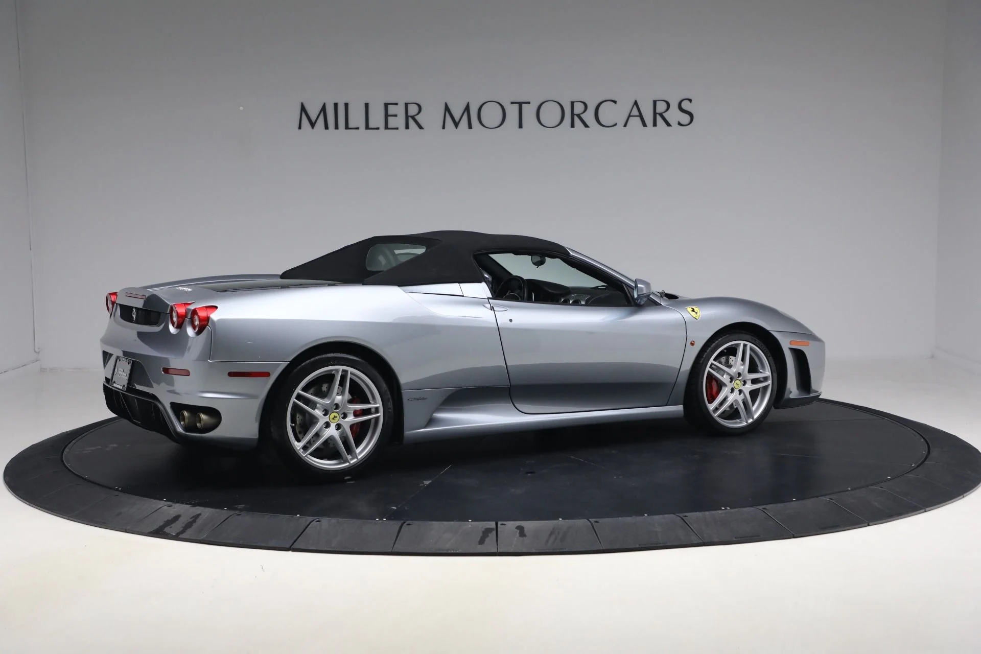 mph016_4216543867_Used_2005_Ferrari_F430_Spider_1771525257_8cfb09ea10