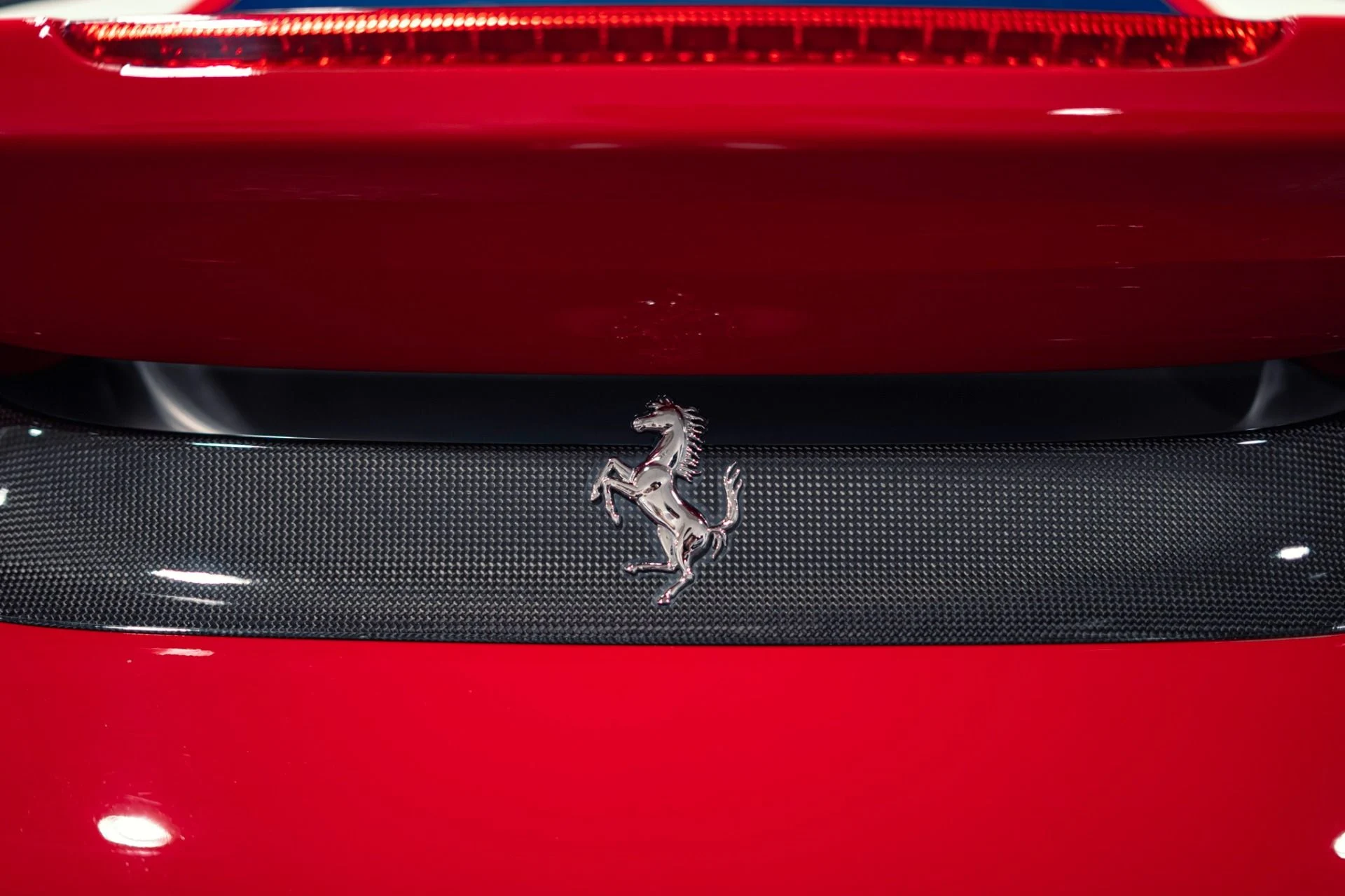 mph016_4217452946_Used_2020_Ferrari_488_Pista_Spider_1777917238_9f37a3e559
