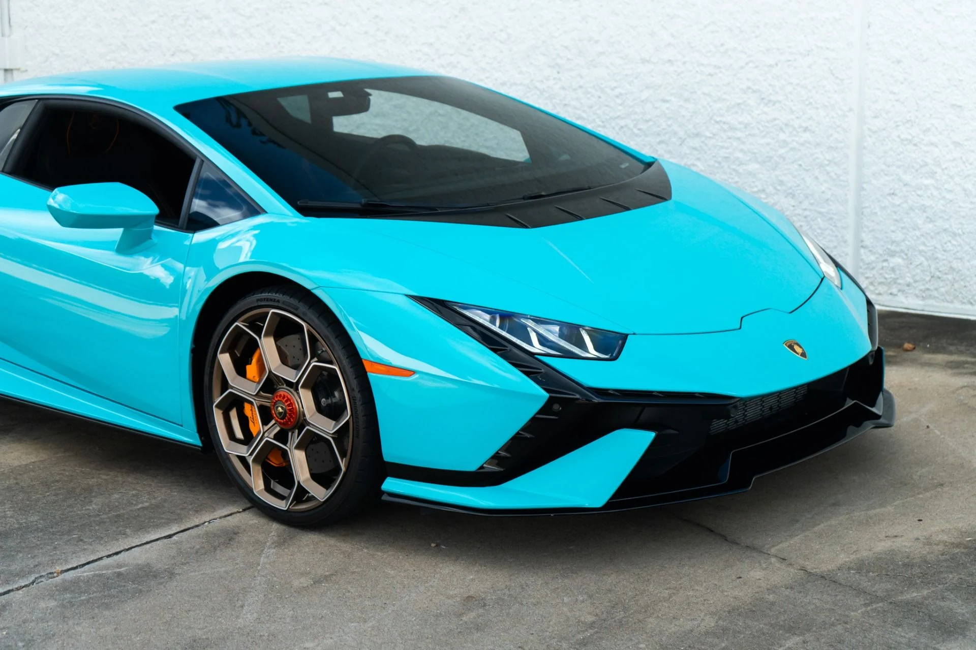 mph016_4218551554_Used_2023_Lamborghini_Huracan_Tecnica_1786574624_e8278127bc