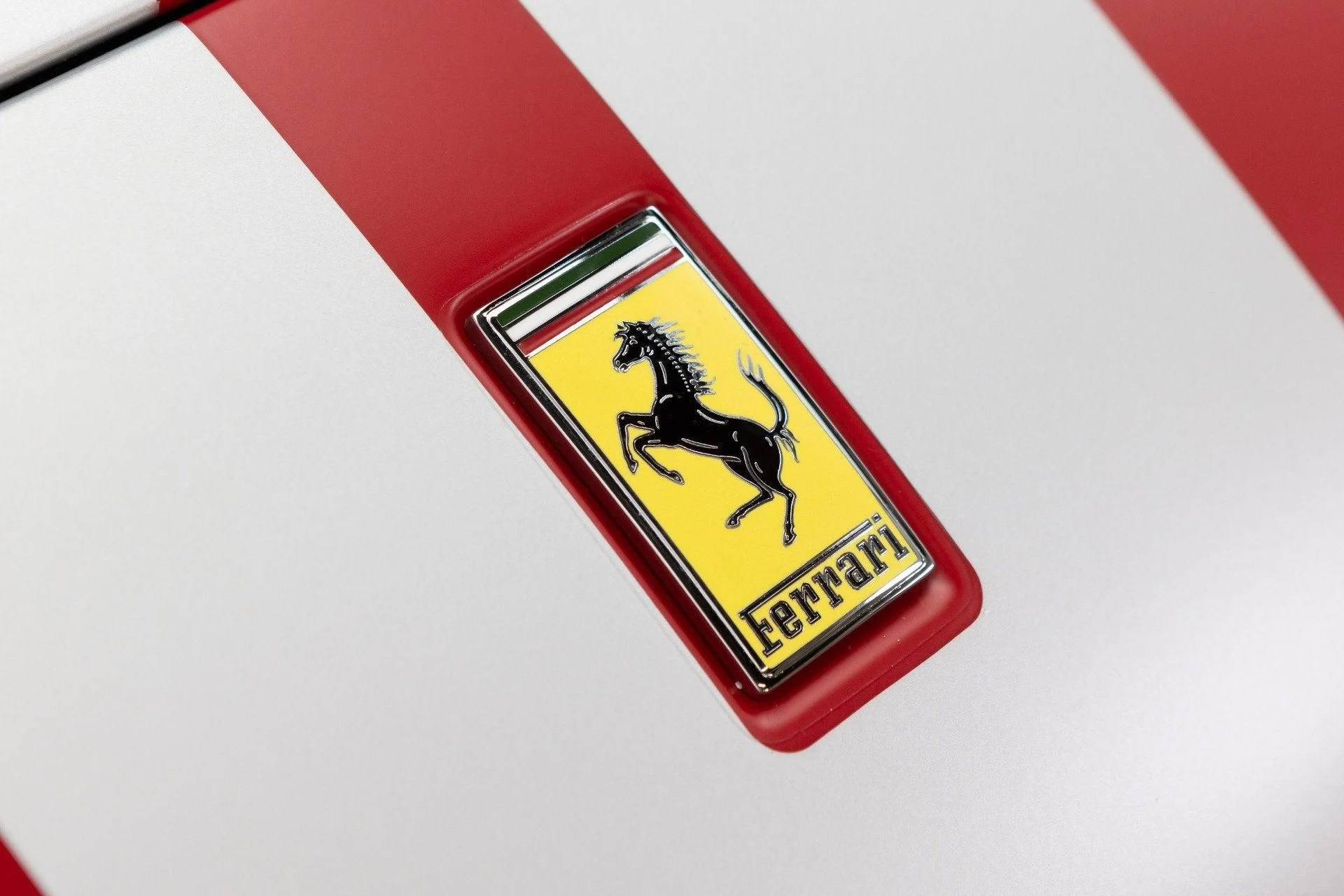 mph016_422533186_Used_2024_Ferrari_296_GTB_1777367519_eb29c298ae