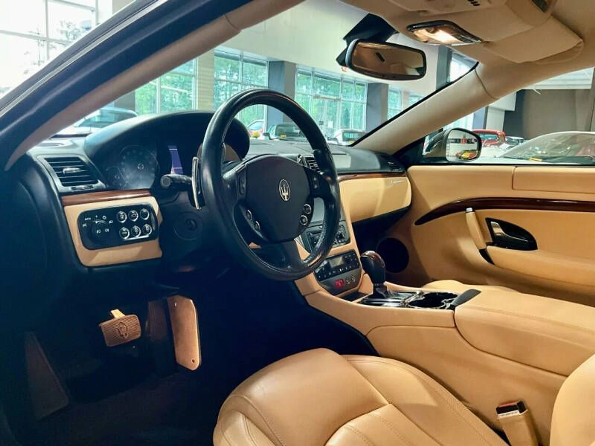 mph016_4225637753_2008_maserati_granturismo_base_2dr_coupe_aa9b6a02f1