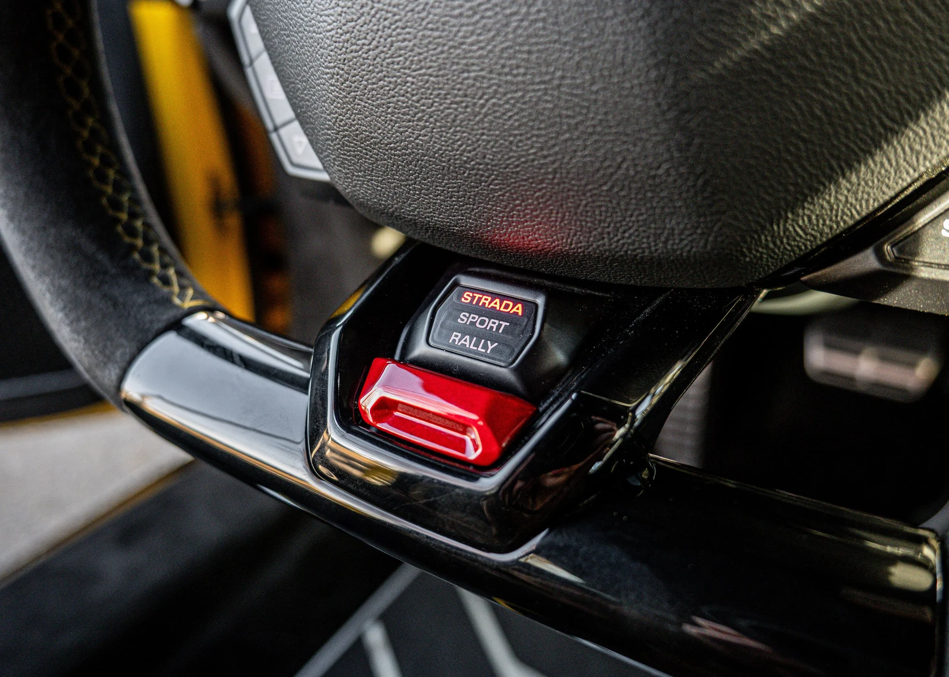 mph016_42294138_21cd75bb_7d85_4f02_ad4e_c68ec875a1d5_36d5d95563