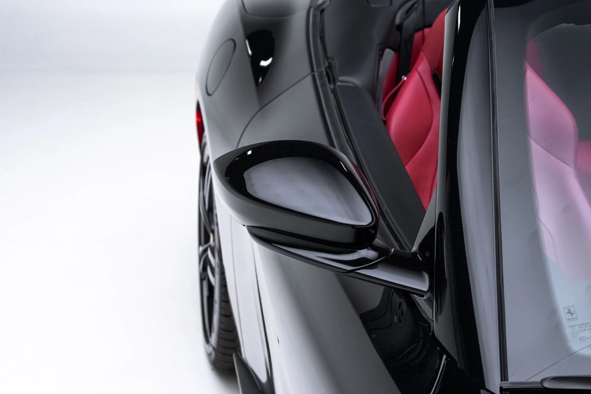 mph016_4229901442_Used_2019_Ferrari_Portofino_1773084196_6cf58dff76