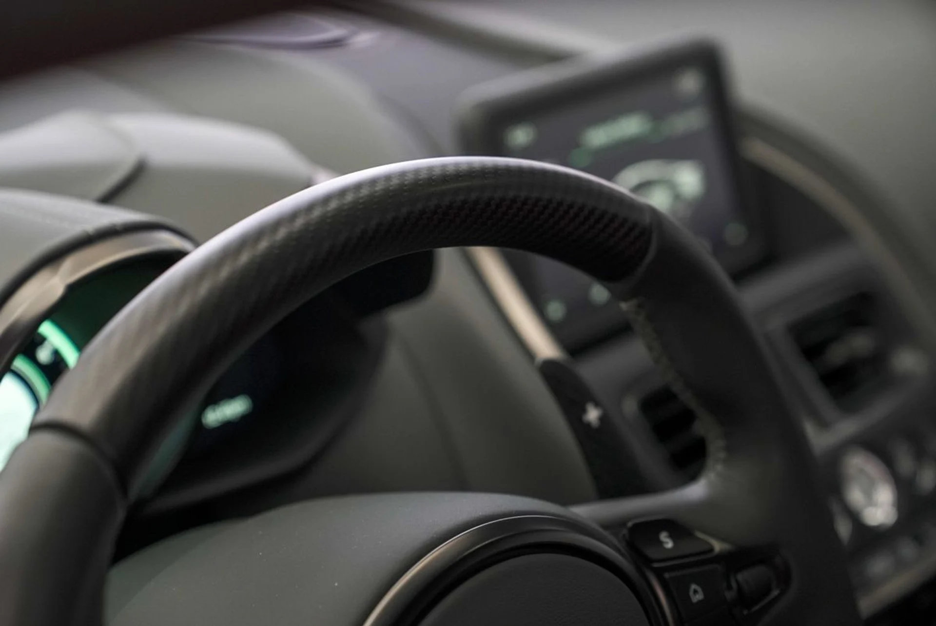 mph016_423211601_e4qw7fj3g44r27sjanwacuoodn8j_c74b122557