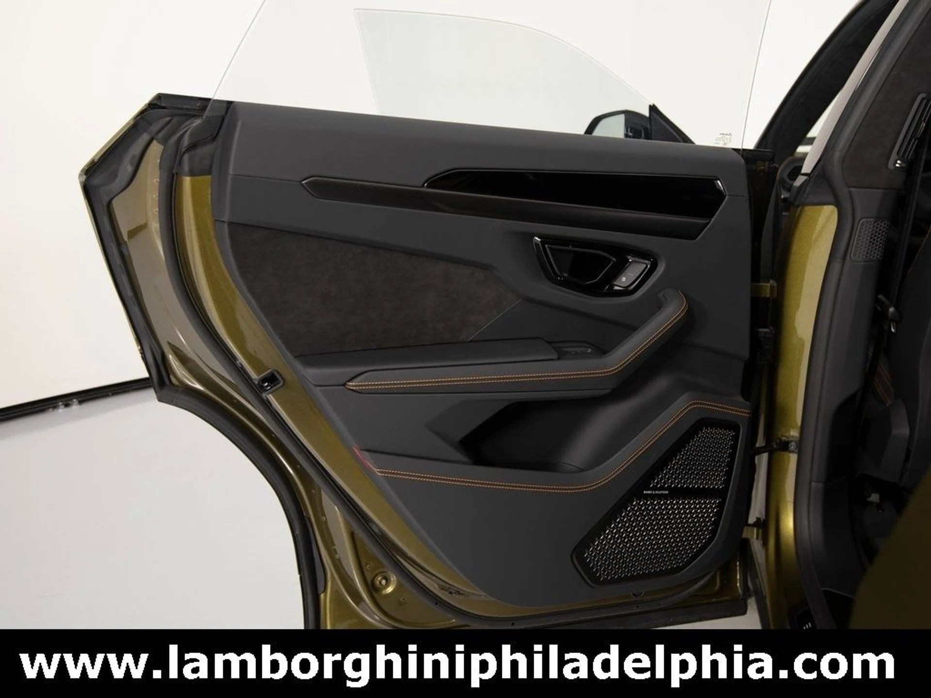 mph016_4236849705_2a7e432788bde80aef59ba5148afc859x_10bccbddc4