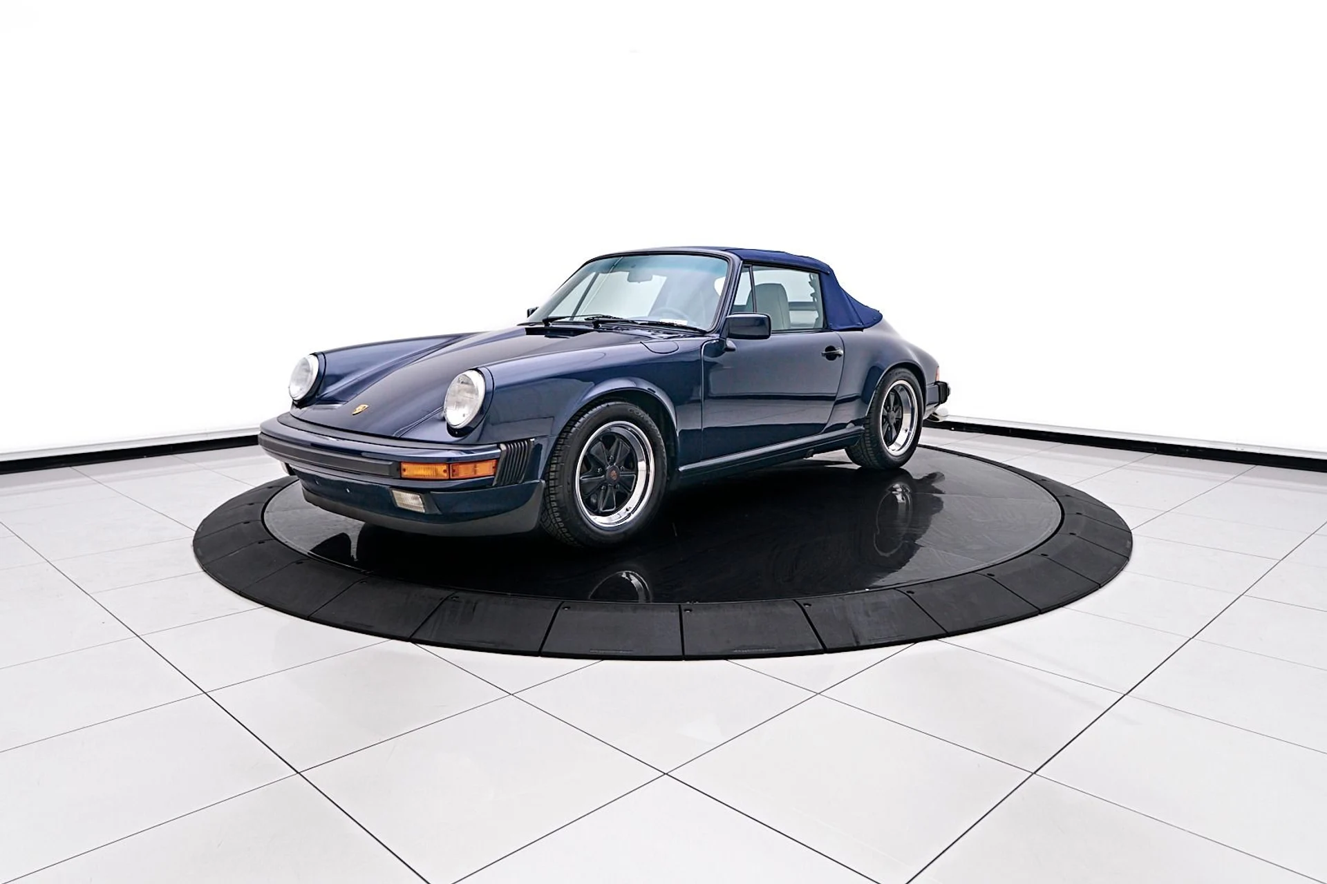 mph016_4247664489_Used_1988_Porsche_911_Carrera_1745954196_dd510ac800