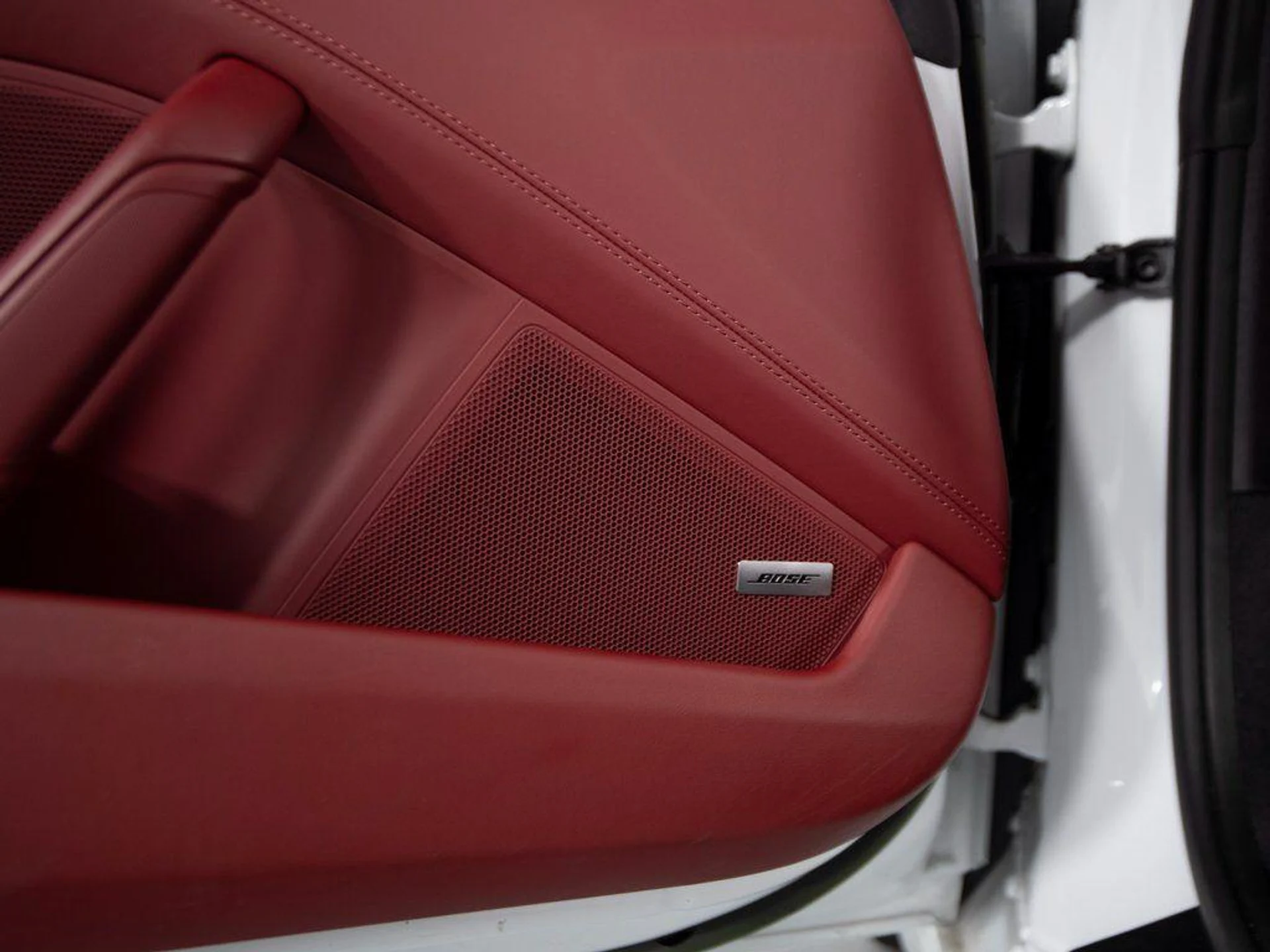 mph016_424845397_X28_U_Uf_Agkh_Gb_N_Ji9_At_Vu_AHWLIJ_8_9c374f307d