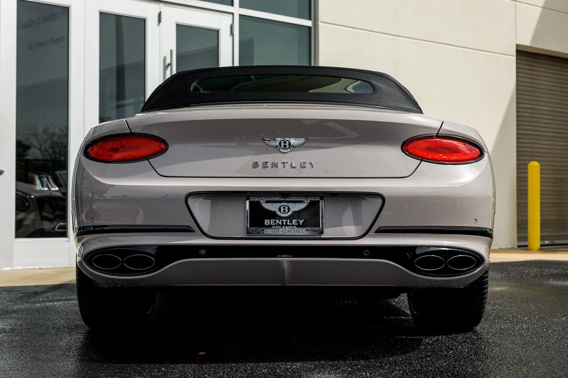 mph016_4253435752_94b9d8d9a1446a8e362332efed2ee2bax_589bf1701e