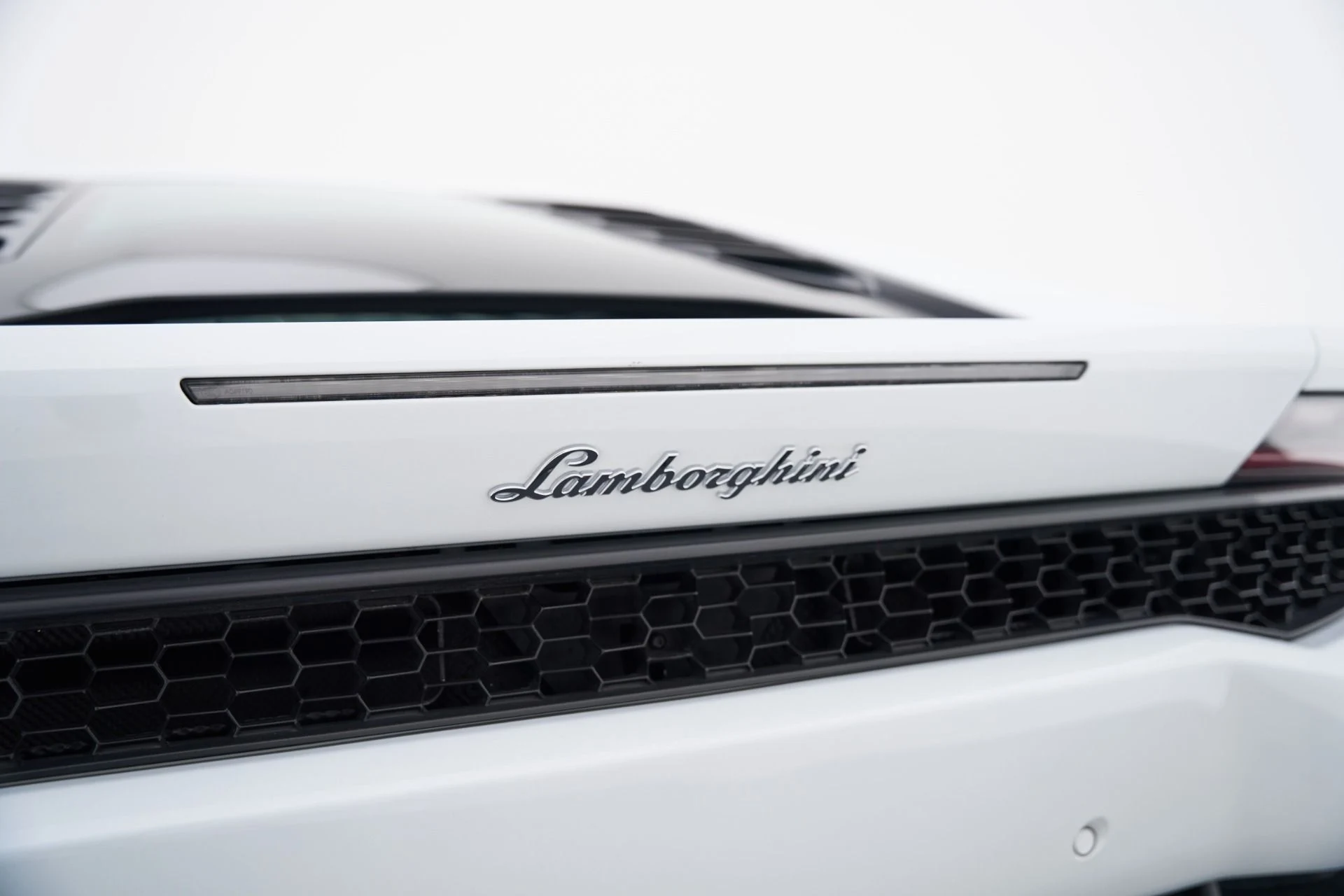 mph016_4253913537_Used_2015_Lamborghini_Huracan_LP_610_4_1792523944_01a1496a6e