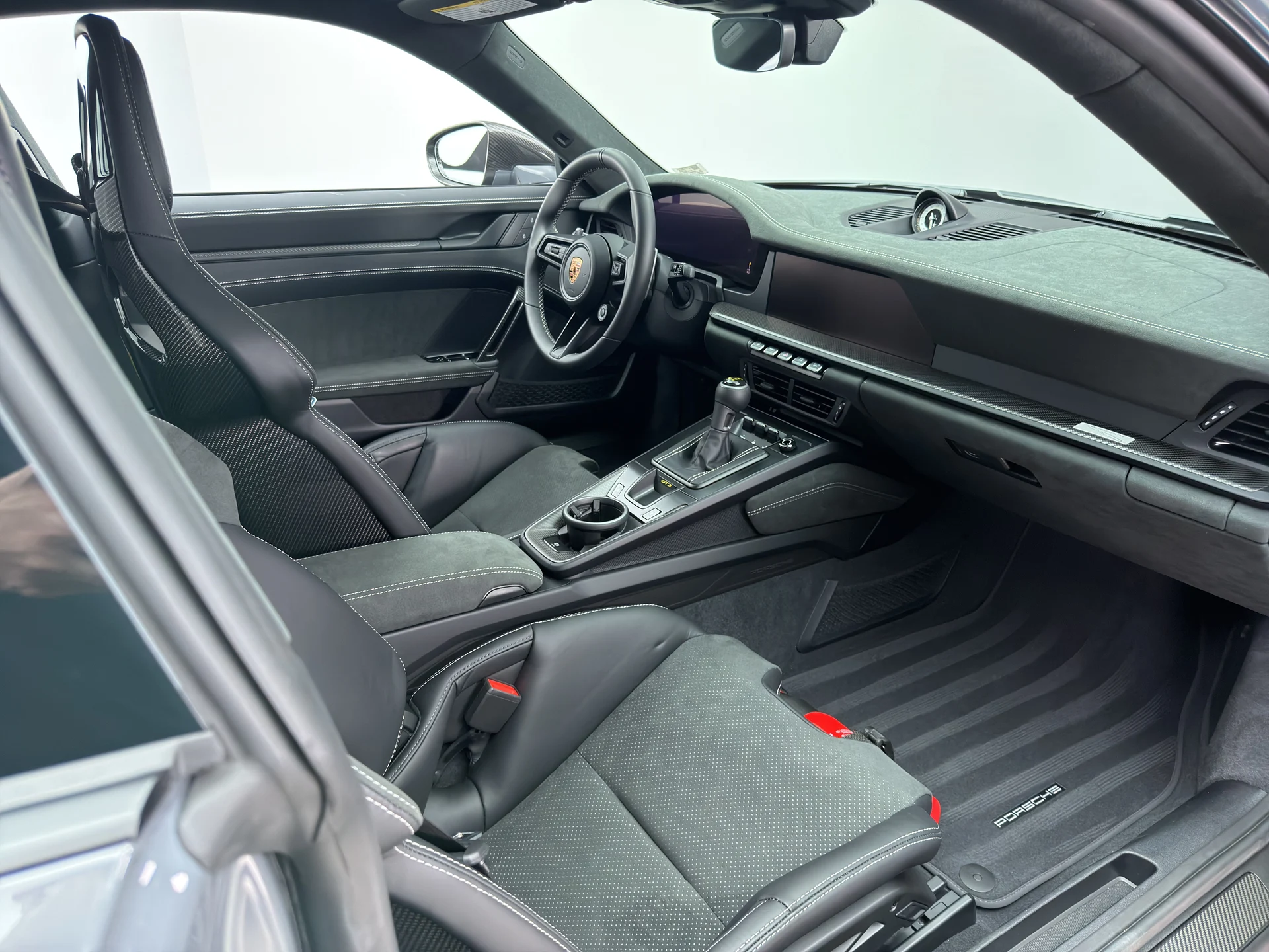mph016_4256015719_CA_3926_interior_004_4284d408e8