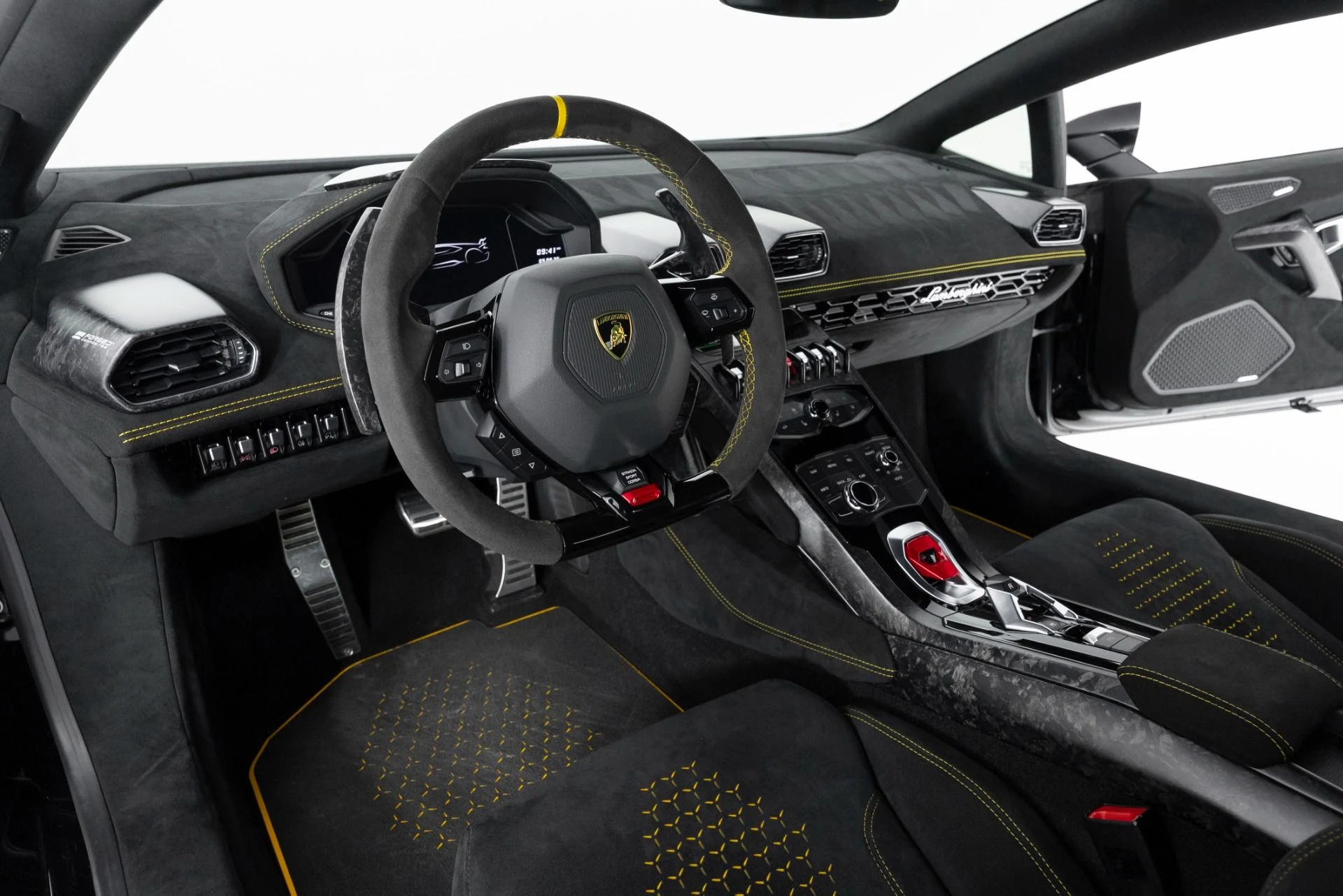 mph016_4256923121_Used_2018_Lamborghini_Huracan_Performante_1747180800_803c014c5a