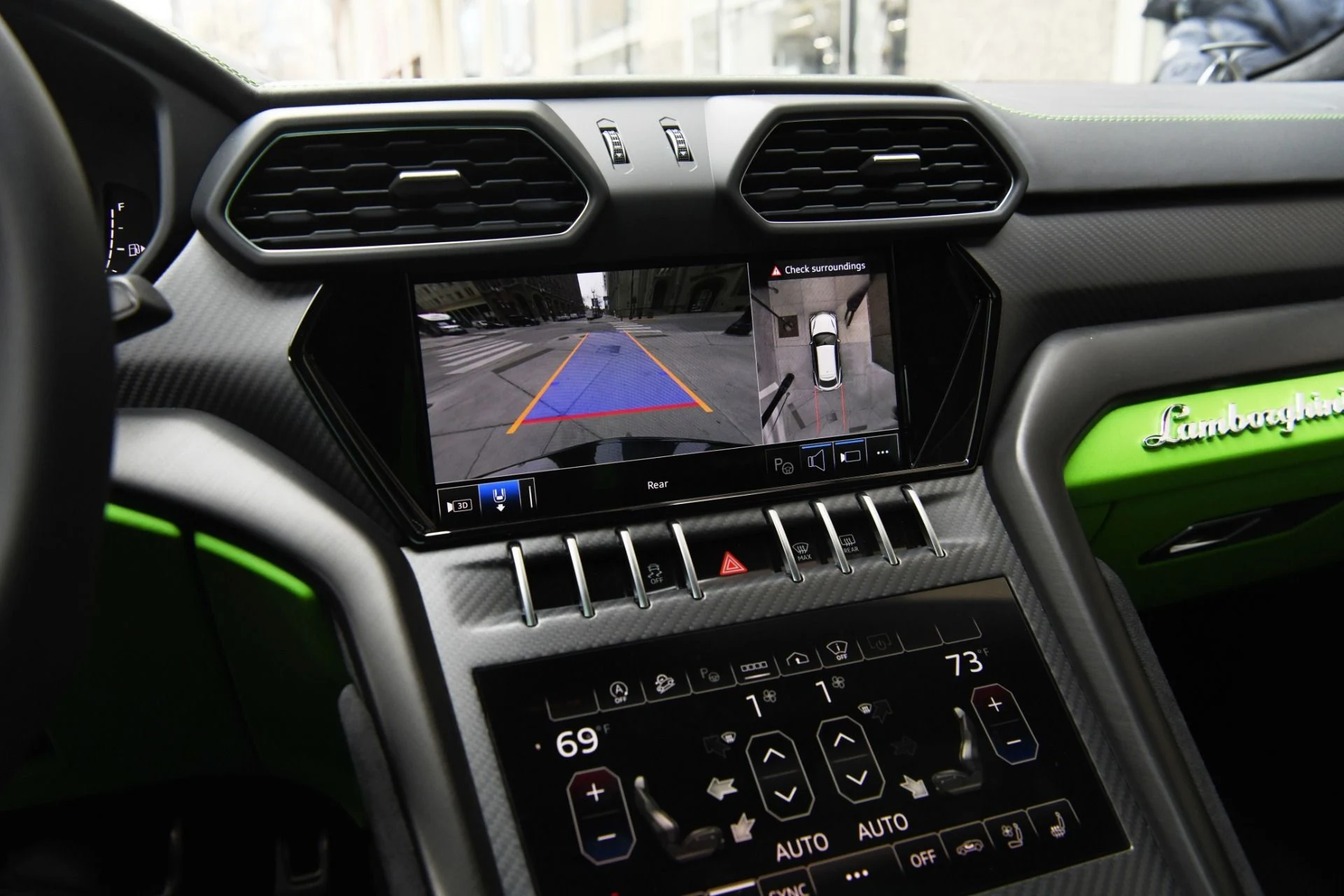 mph016_4258694006_Used_2024_Lamborghini_Urus_S_1753296276_1be0fd095b