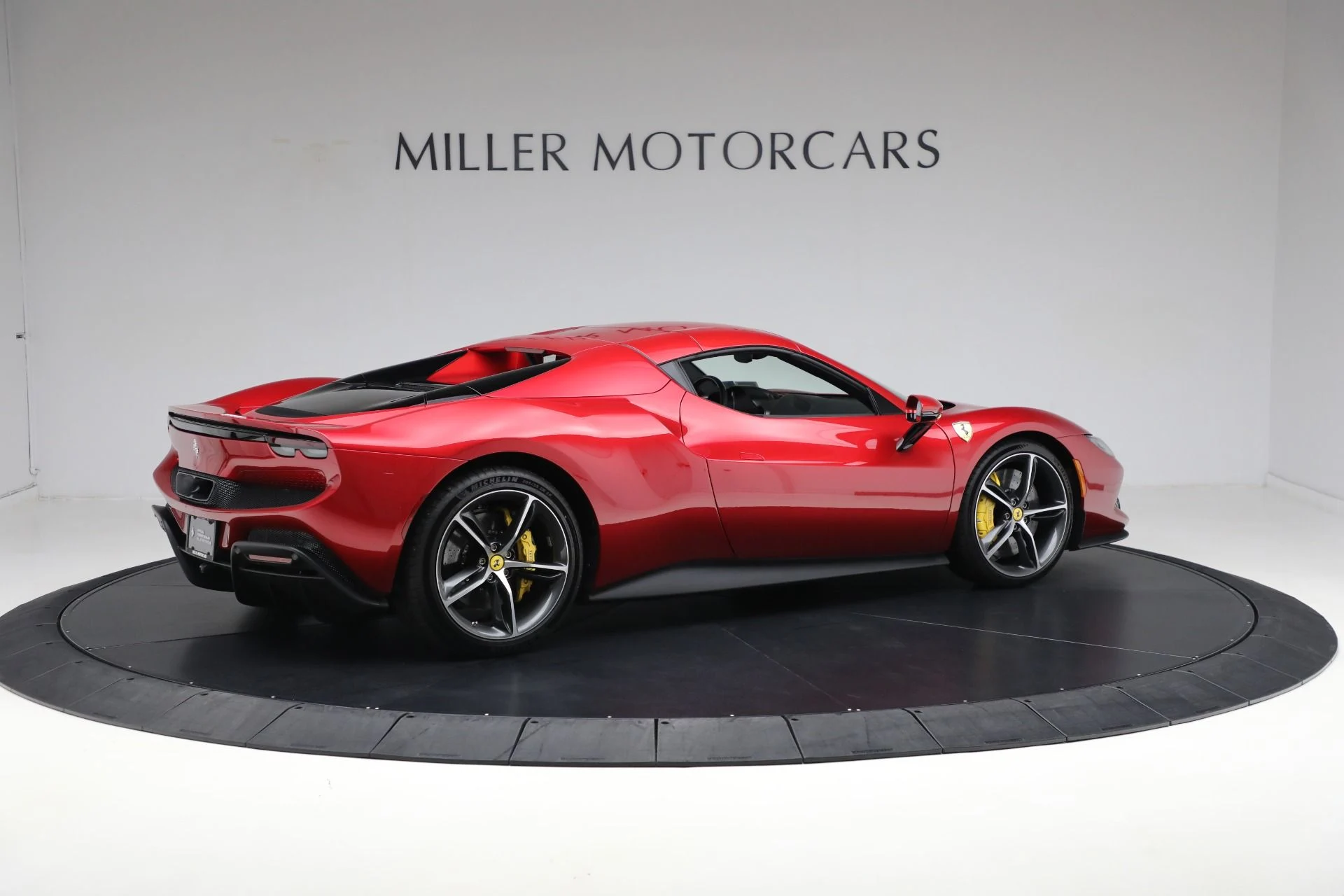 mph016_4261378932_Used_2024_Ferrari_296_GTS_c3c28050df