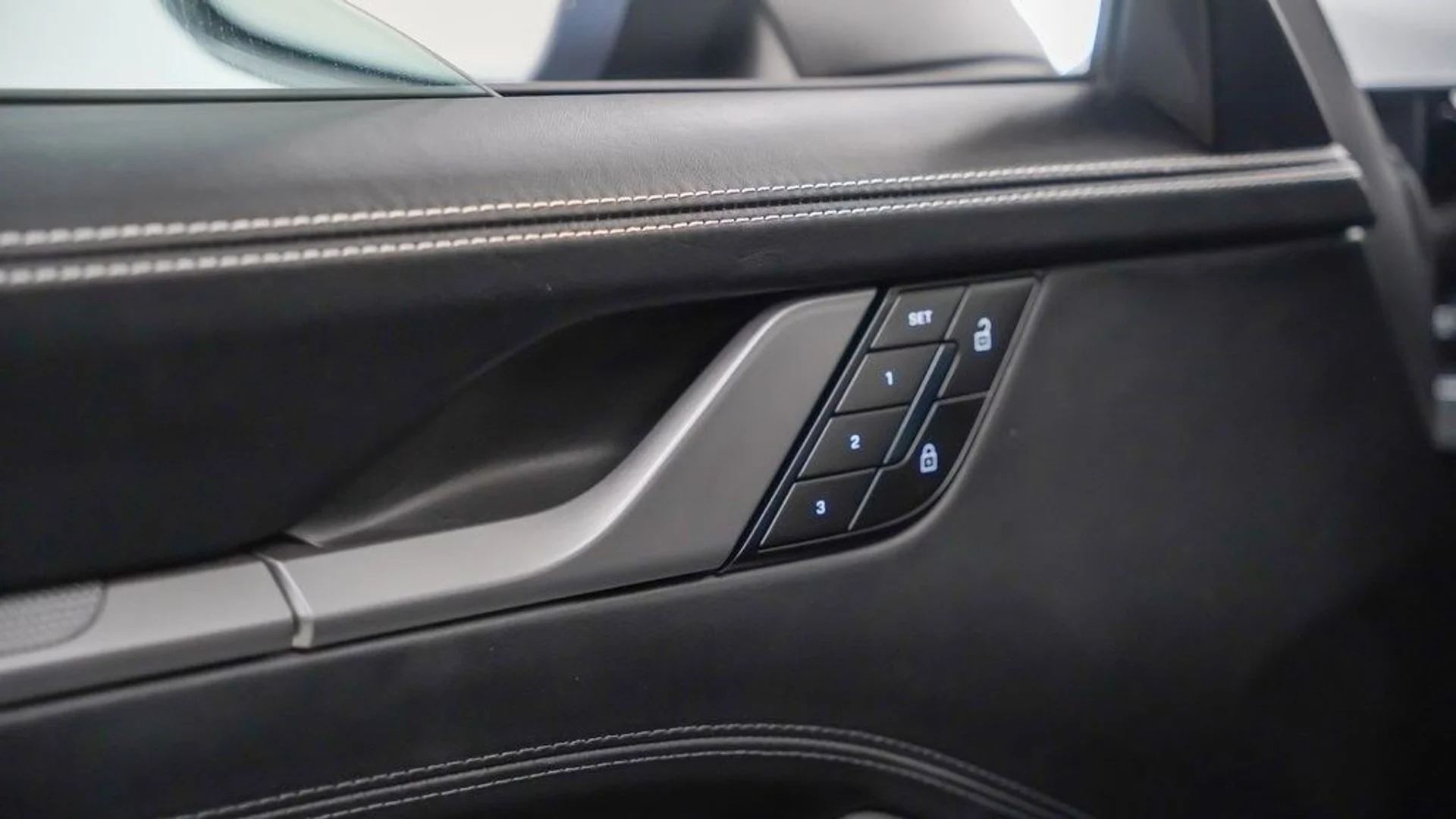 mph016_4264715781_ba25ba5da75cfc1e15d33d2eb4032cd7x_22211f46be