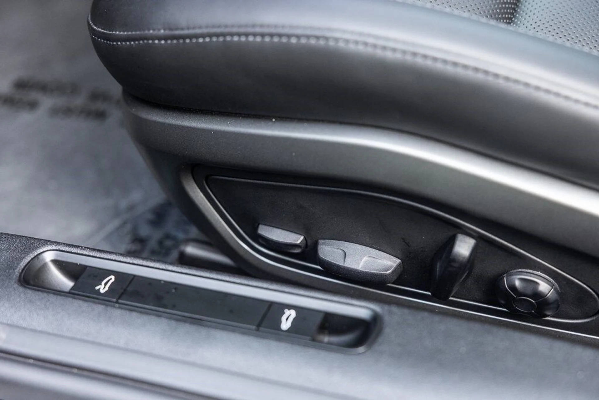 mph016_4270118251_b42d979032f6ae677cef7d6b47f784a6x_a7ffd3d07a