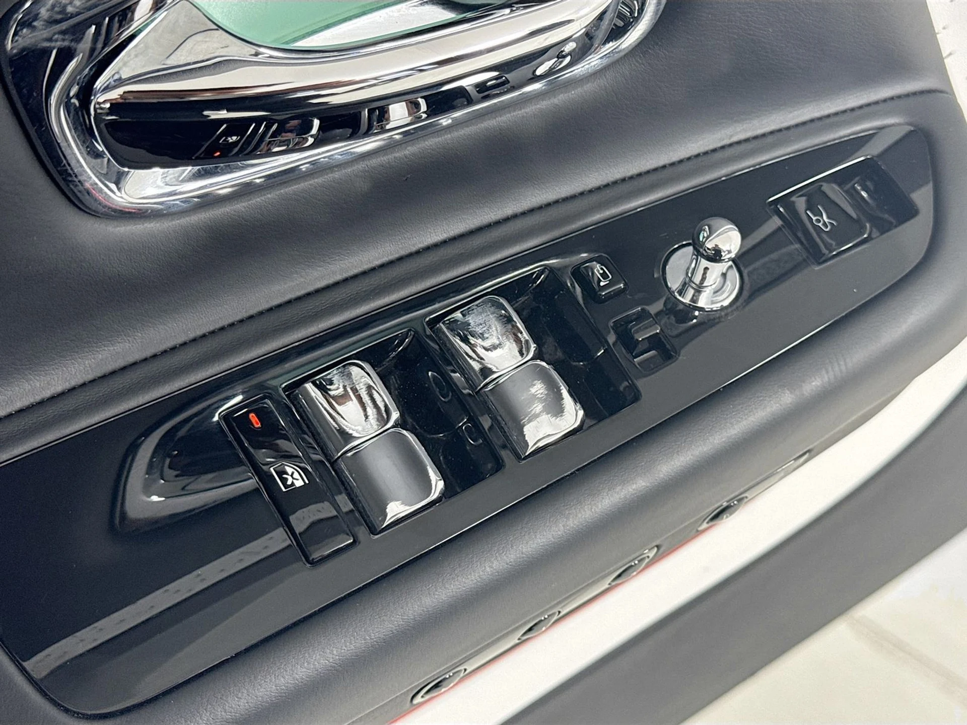 mph016_4270429535_a493a94b737b5bfcf8be5af424258a7cx_99a3c07f39