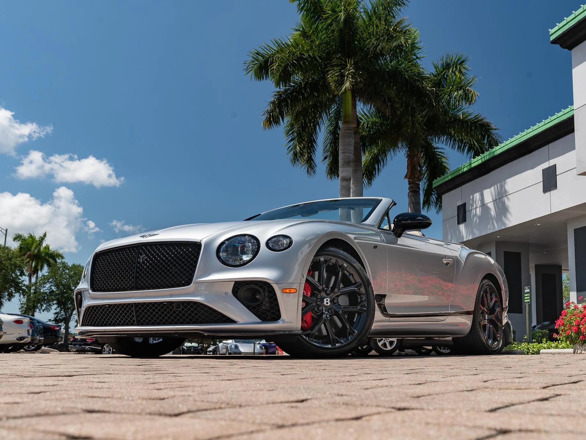mph016_4273730020_Used_2023_Bentley_Continental_GTC_S_GT_V8_1777583220_2793aeba16