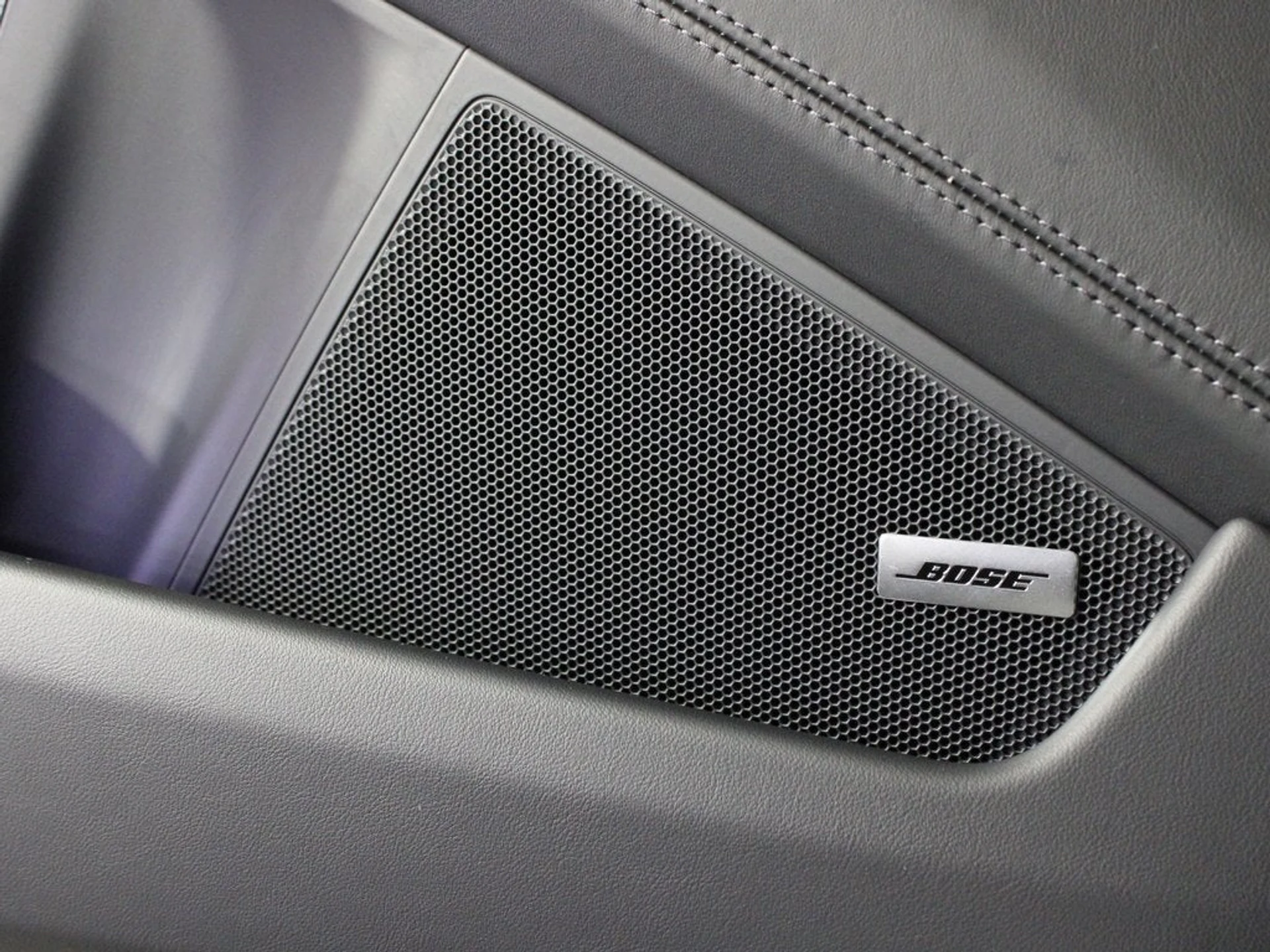 mph016_4279934928_17_27671204e3