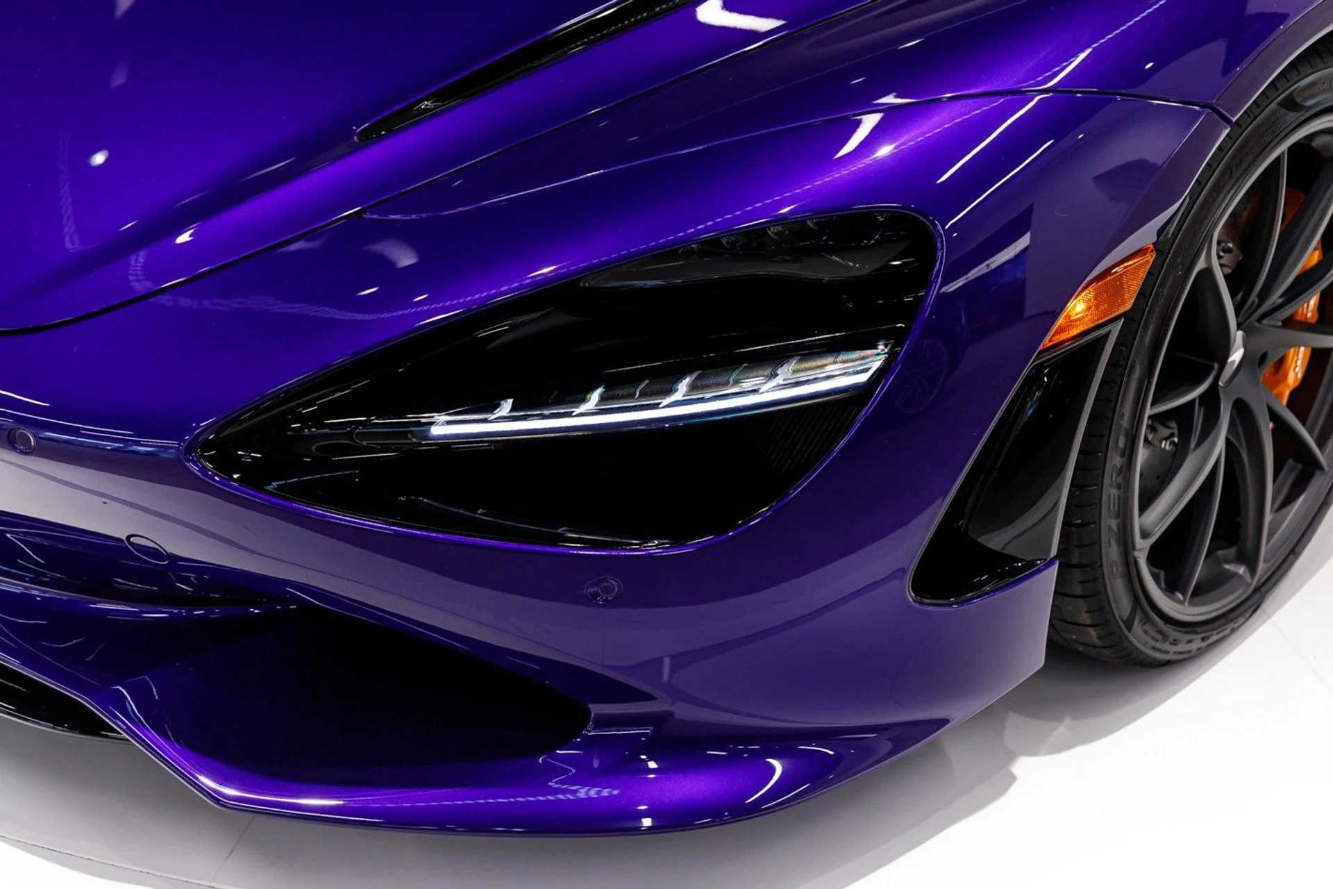 mph016_428572325_627_p17_l_c72b537d96