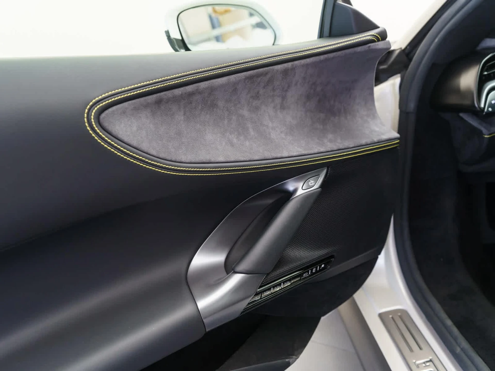 mph016_428742418_ca987af849caf6568bbdf53bf4d7ffffx_d6406f39d0