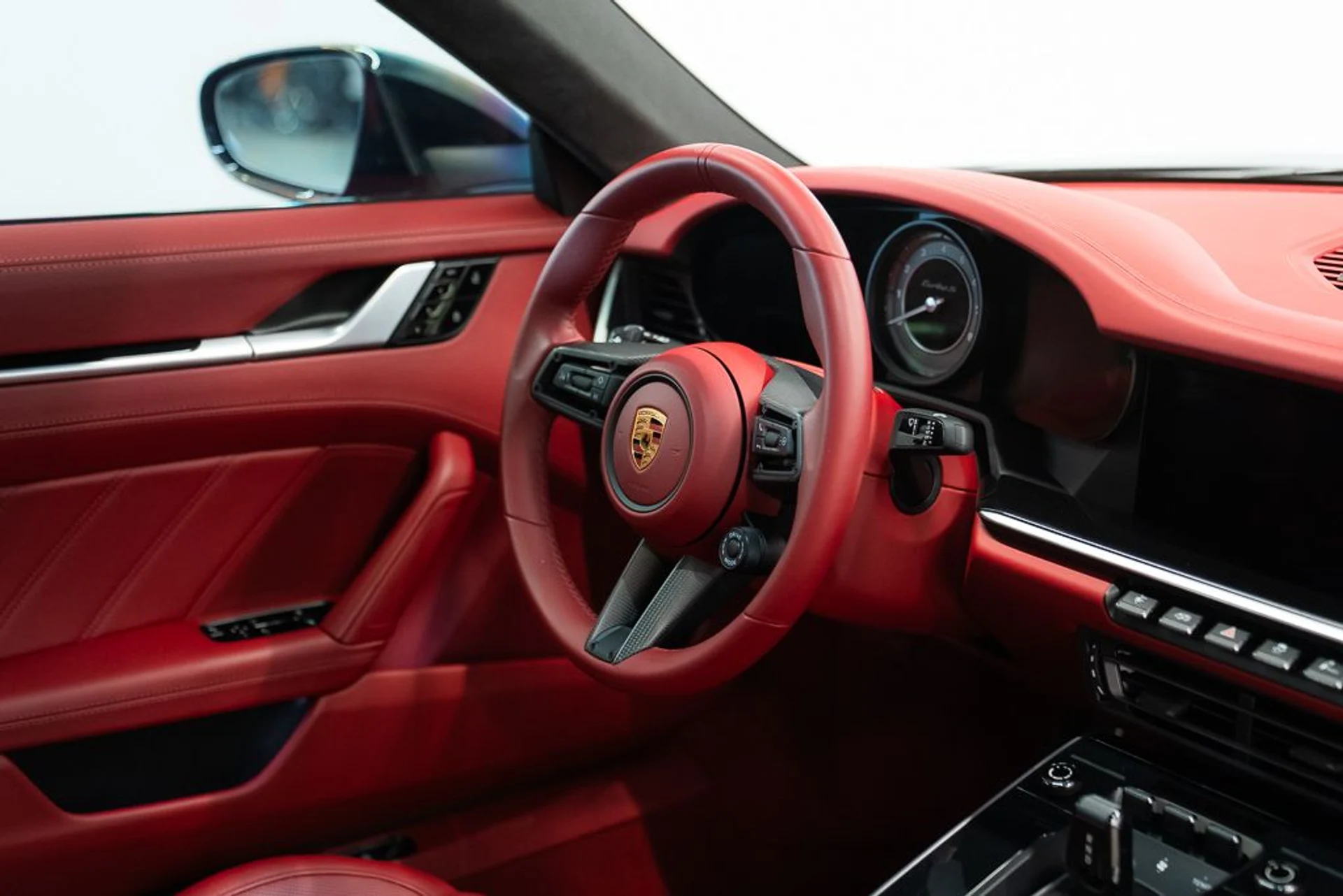 mph016_4287641976_porsche_911_2021_jpg_v_1776180195_b3bdc792f6