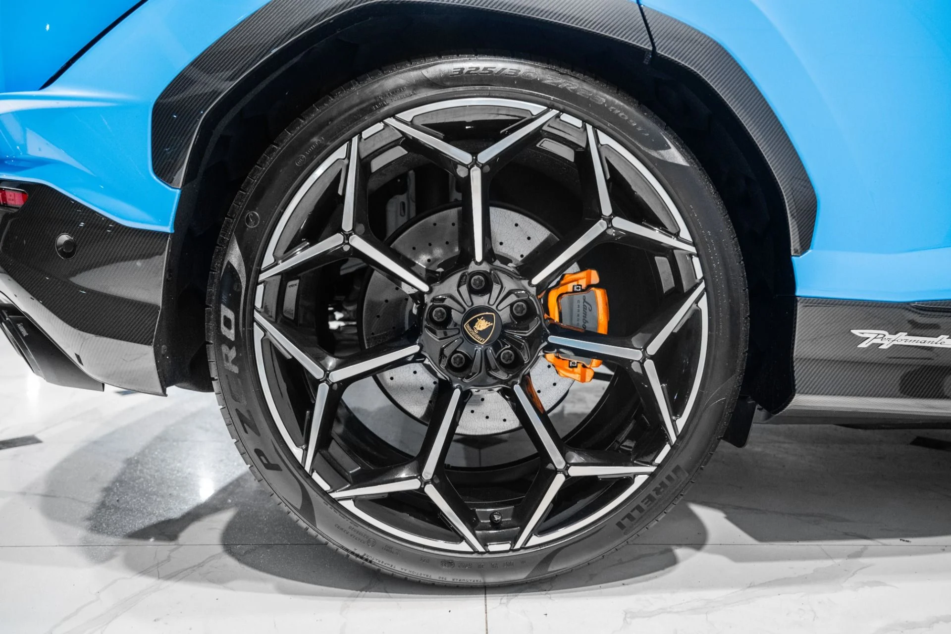 mph016_4288992016_Used_2024_Lamborghini_Urus_Performante_1773070205_291eb17374