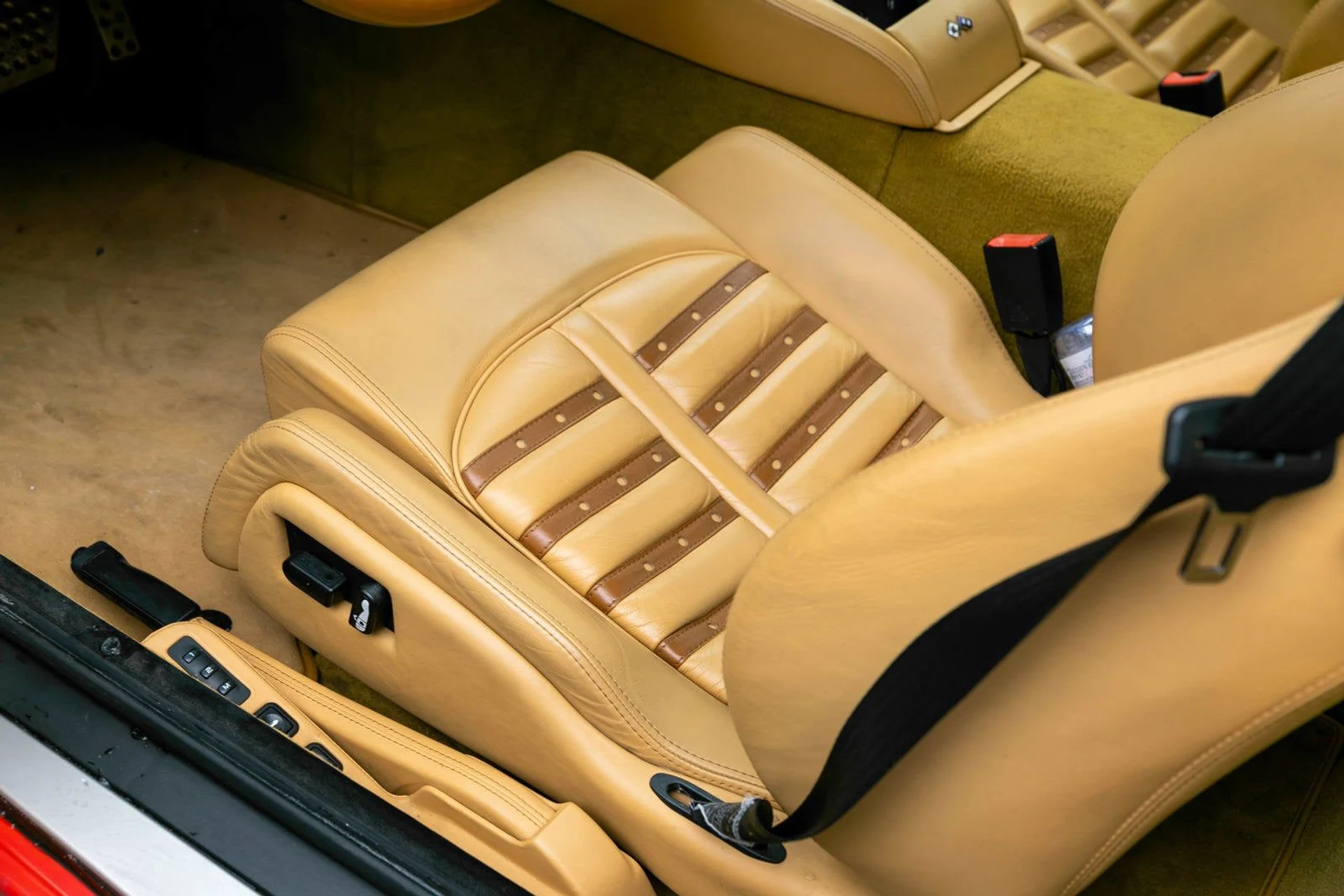 mph016_4290947834_4196c180bc084c4295a15d62295c67b2_520df879bd