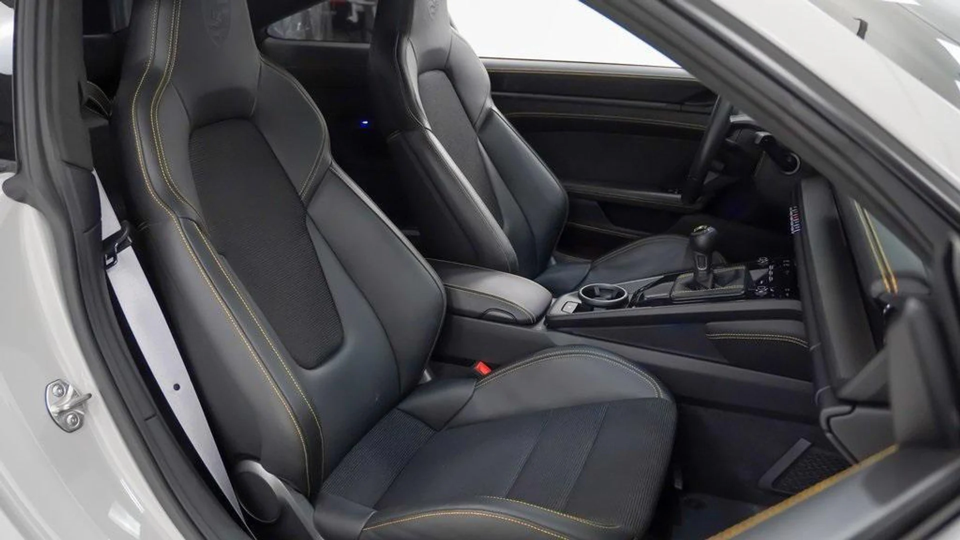 mph016_4292394940_k_J4w_Msx_URGY_4_Ax1_KJNU_1_QHYECY_a5f0dff531