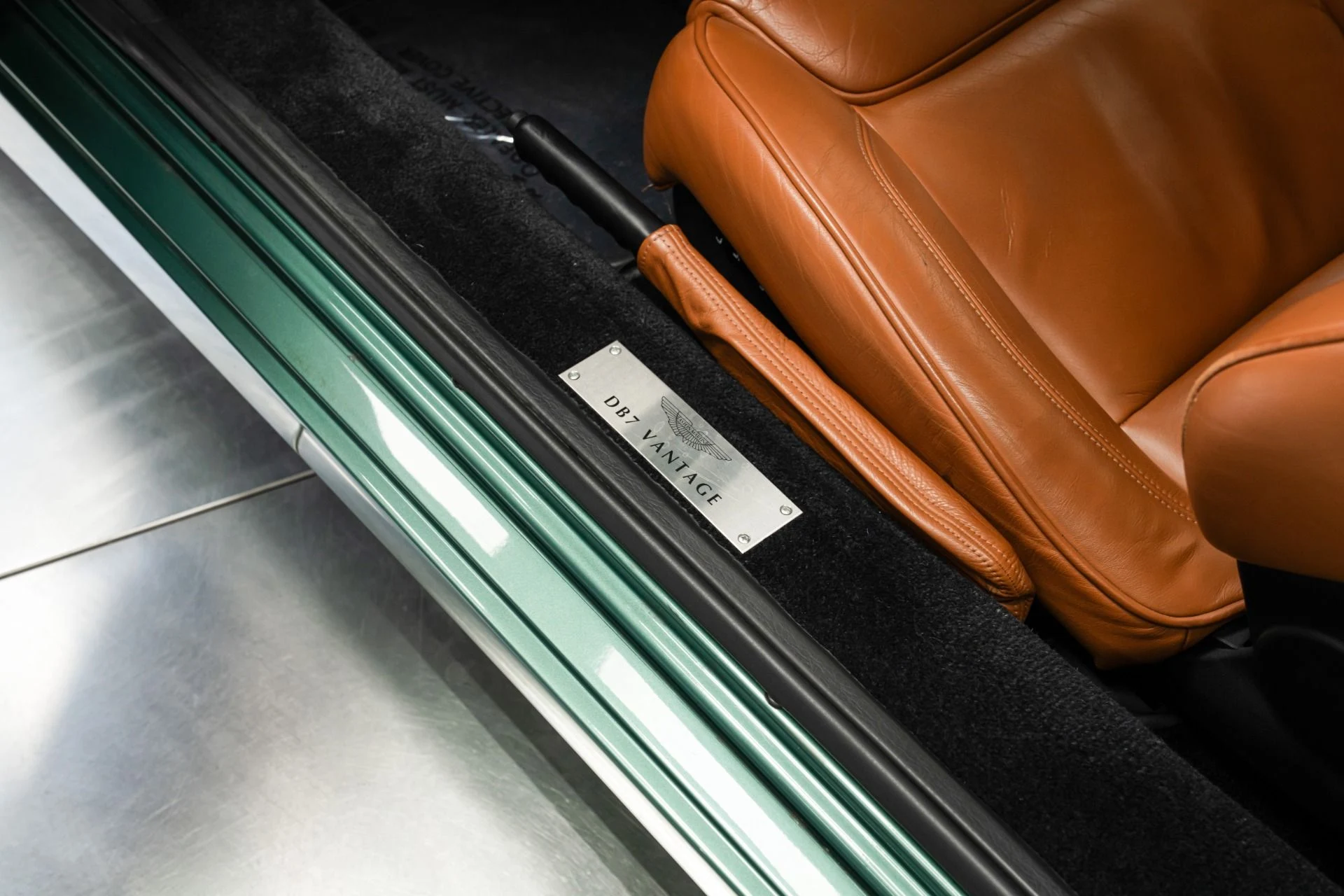 mph016_429770363_Used_2003_Aston_Martin_DB_7_Vantage_Volante_V12_Power_Low_Miles_Great_Color_Highly_Original_1762809232_2872f57894