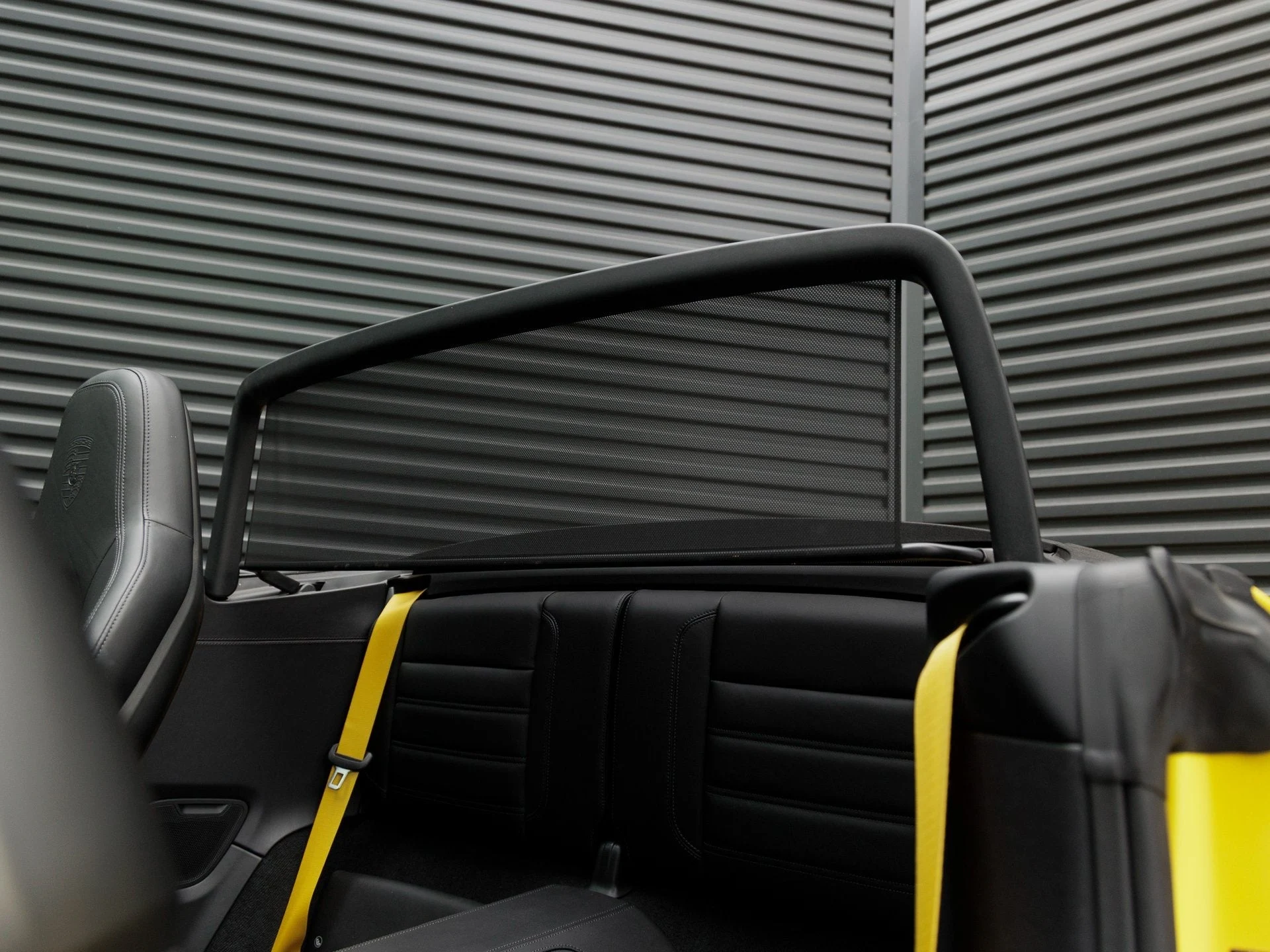 mph016_433122943_17_e12acdad72