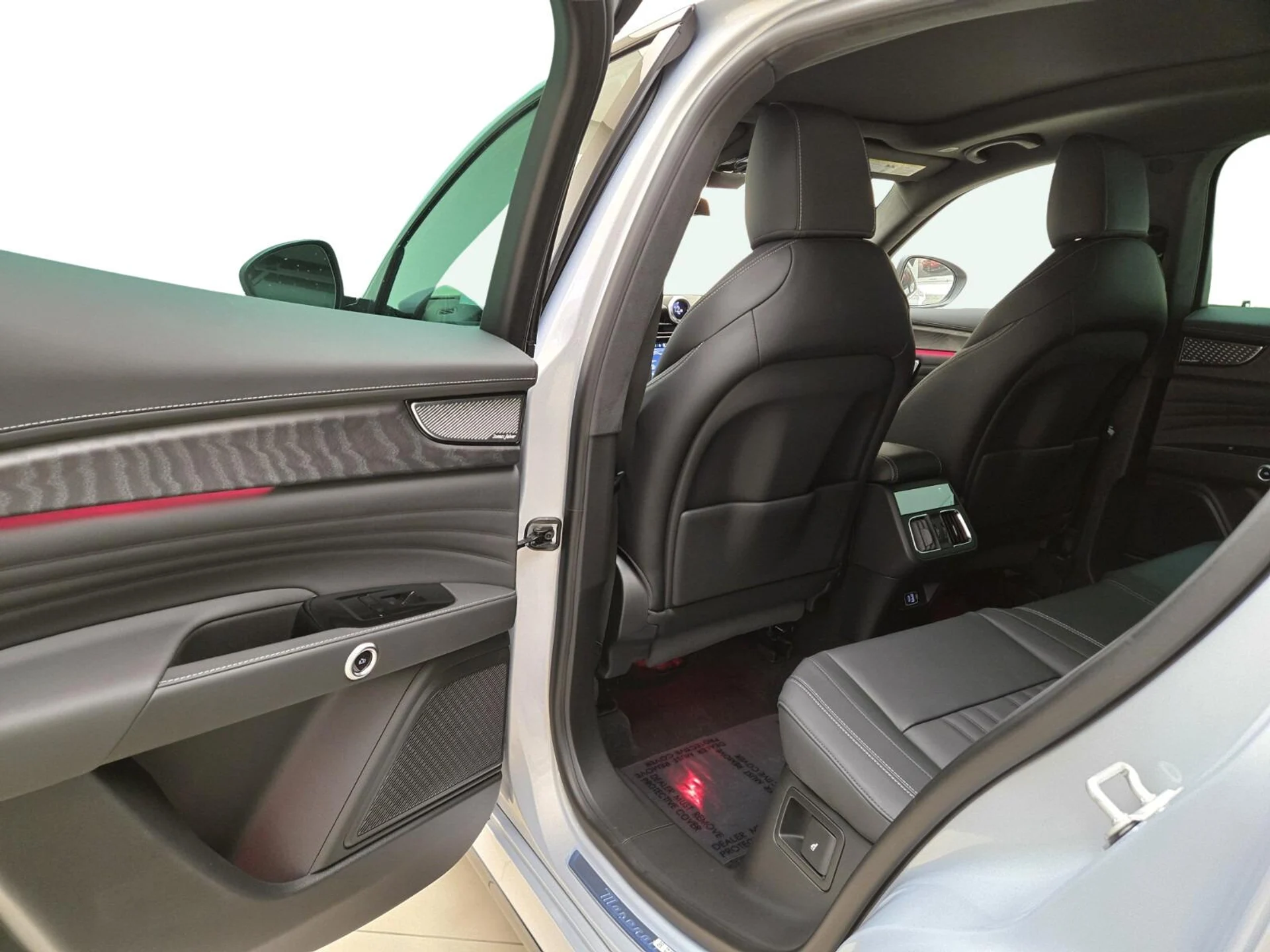 mph016_444729362_New_2025_Maserati_Grecale_Modena_1772000193_c4329a06cc